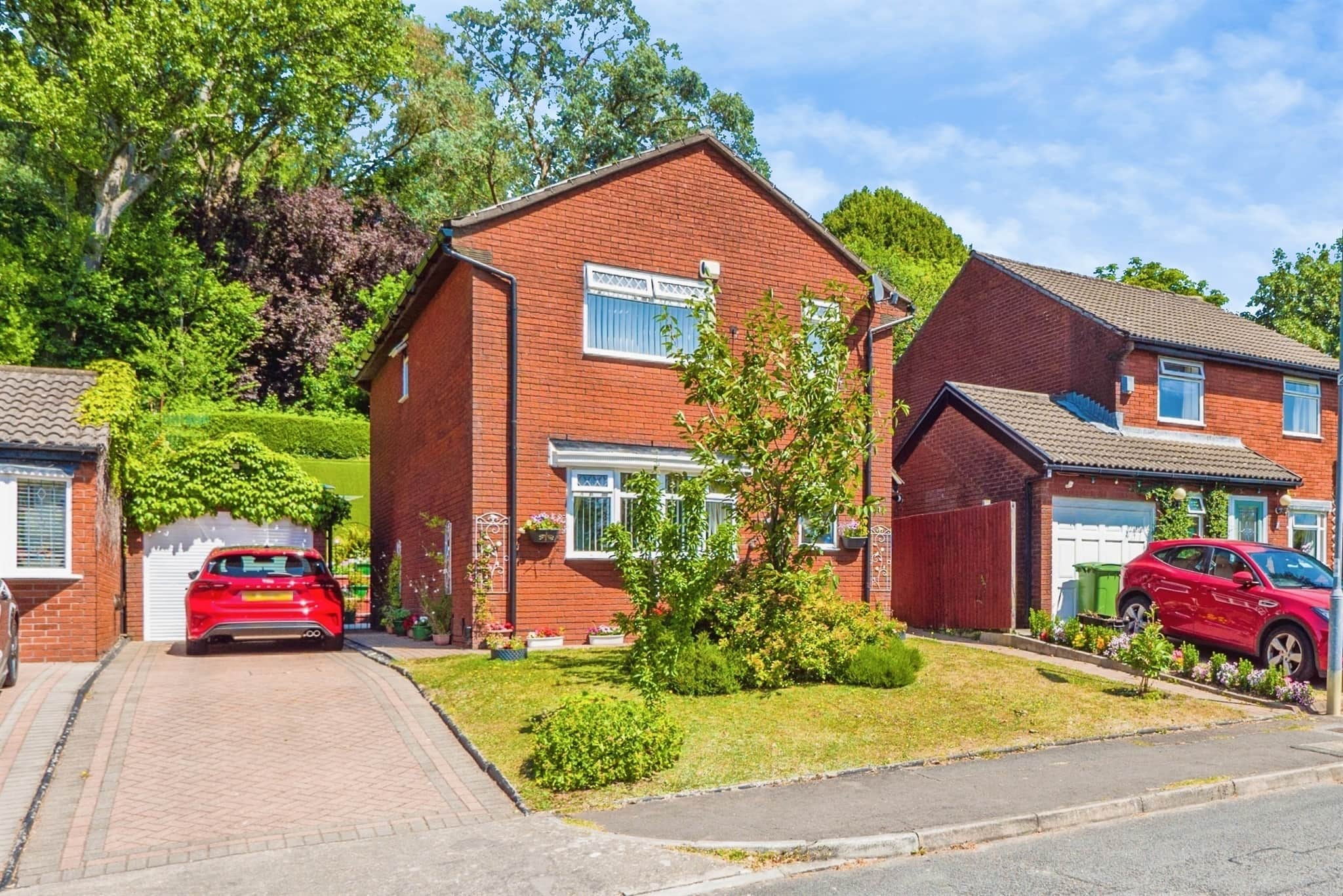 Property photo 0
