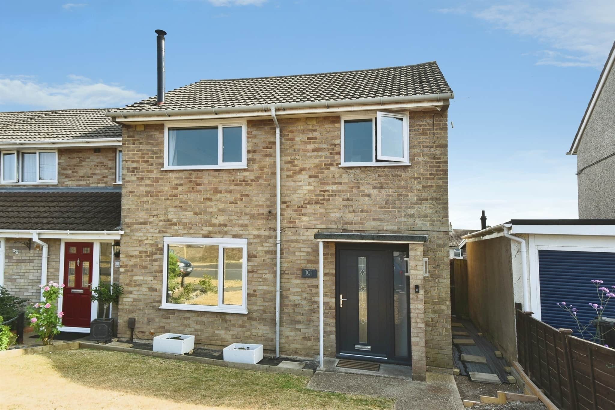Property photo 0