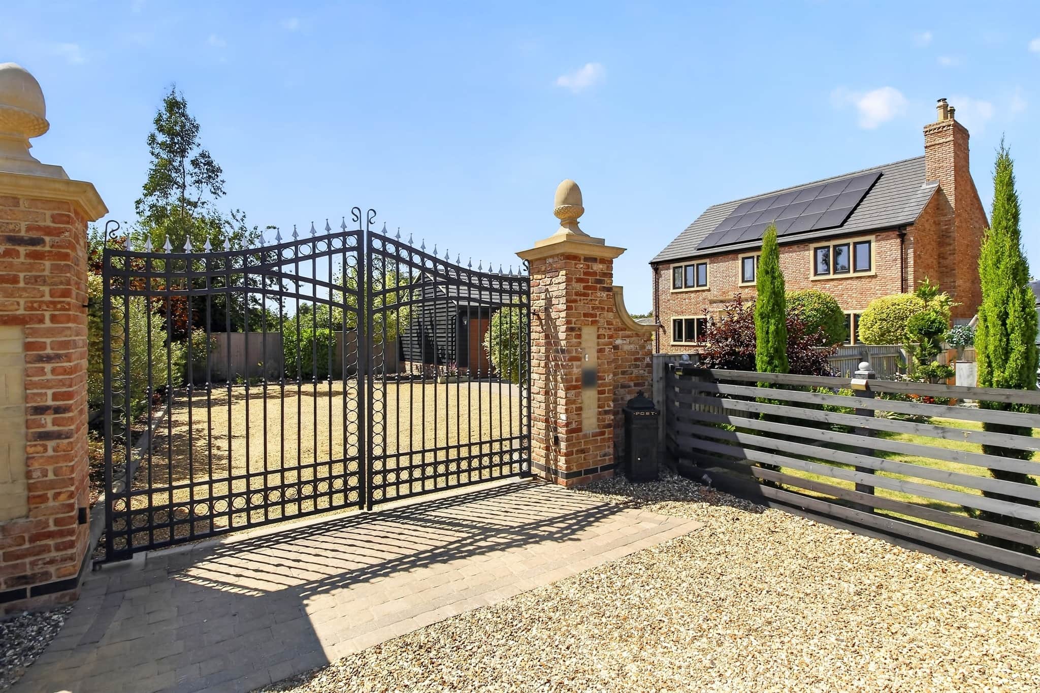 Property photo 0