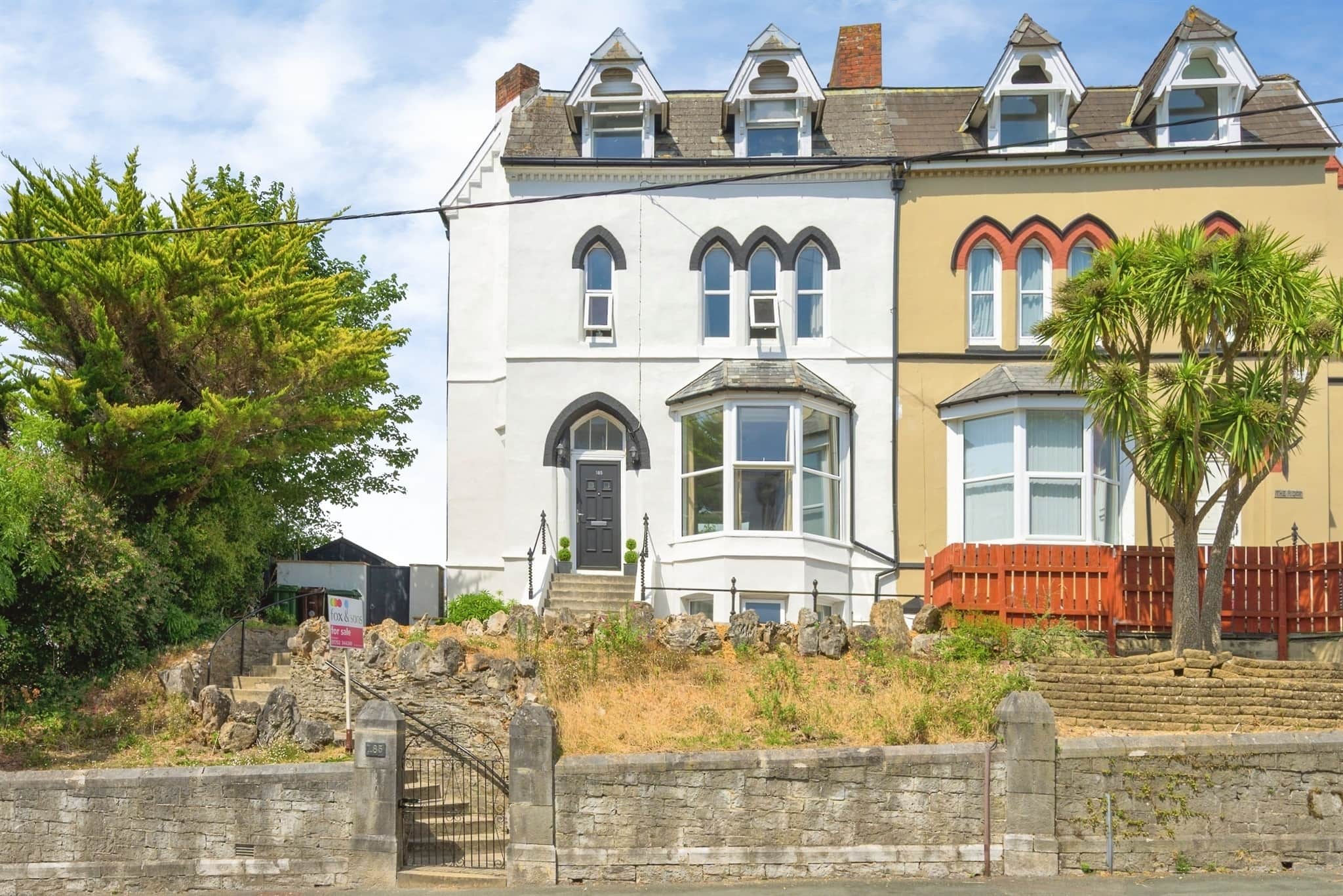 Property photo 0