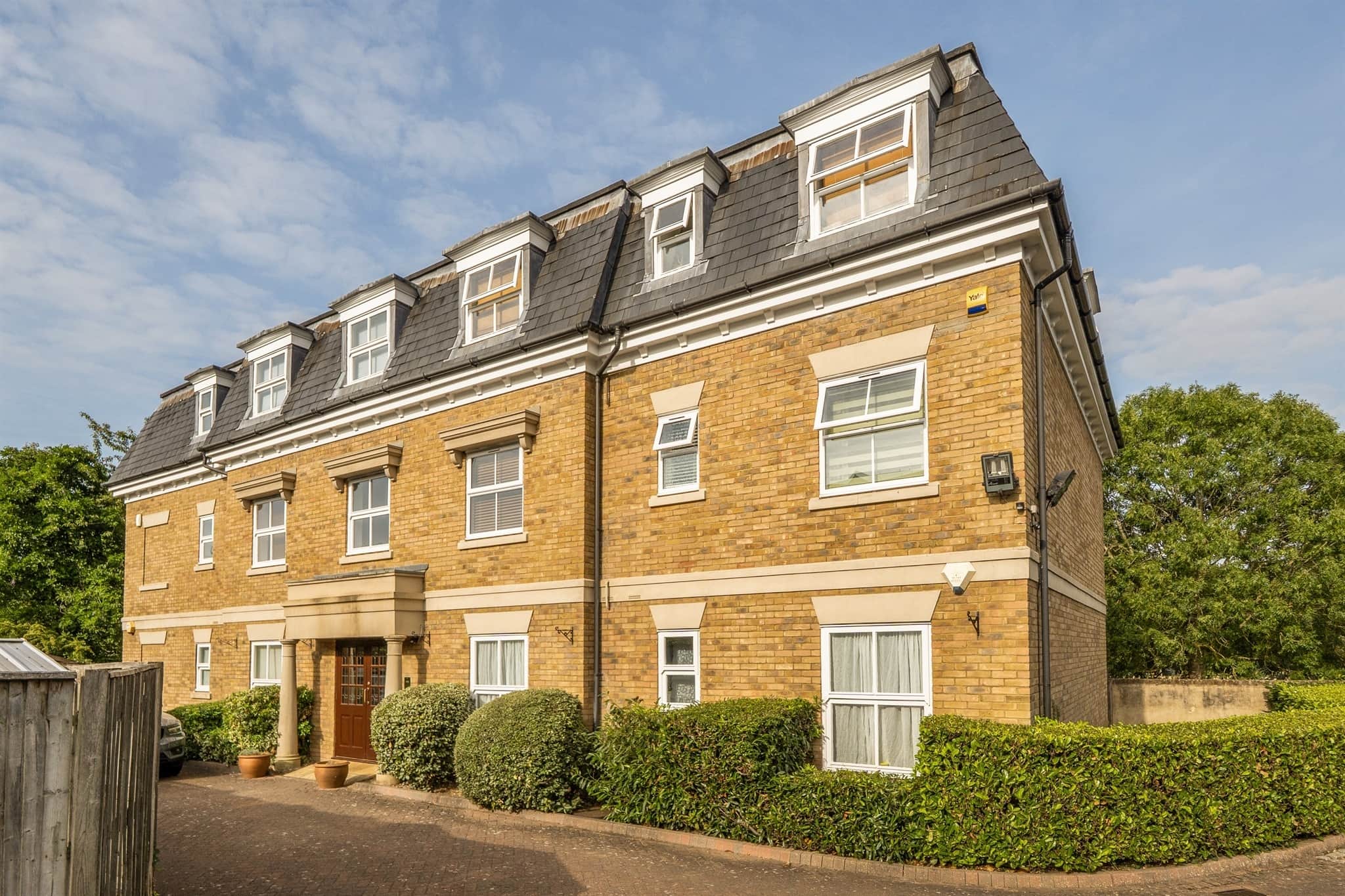 Property photo 0