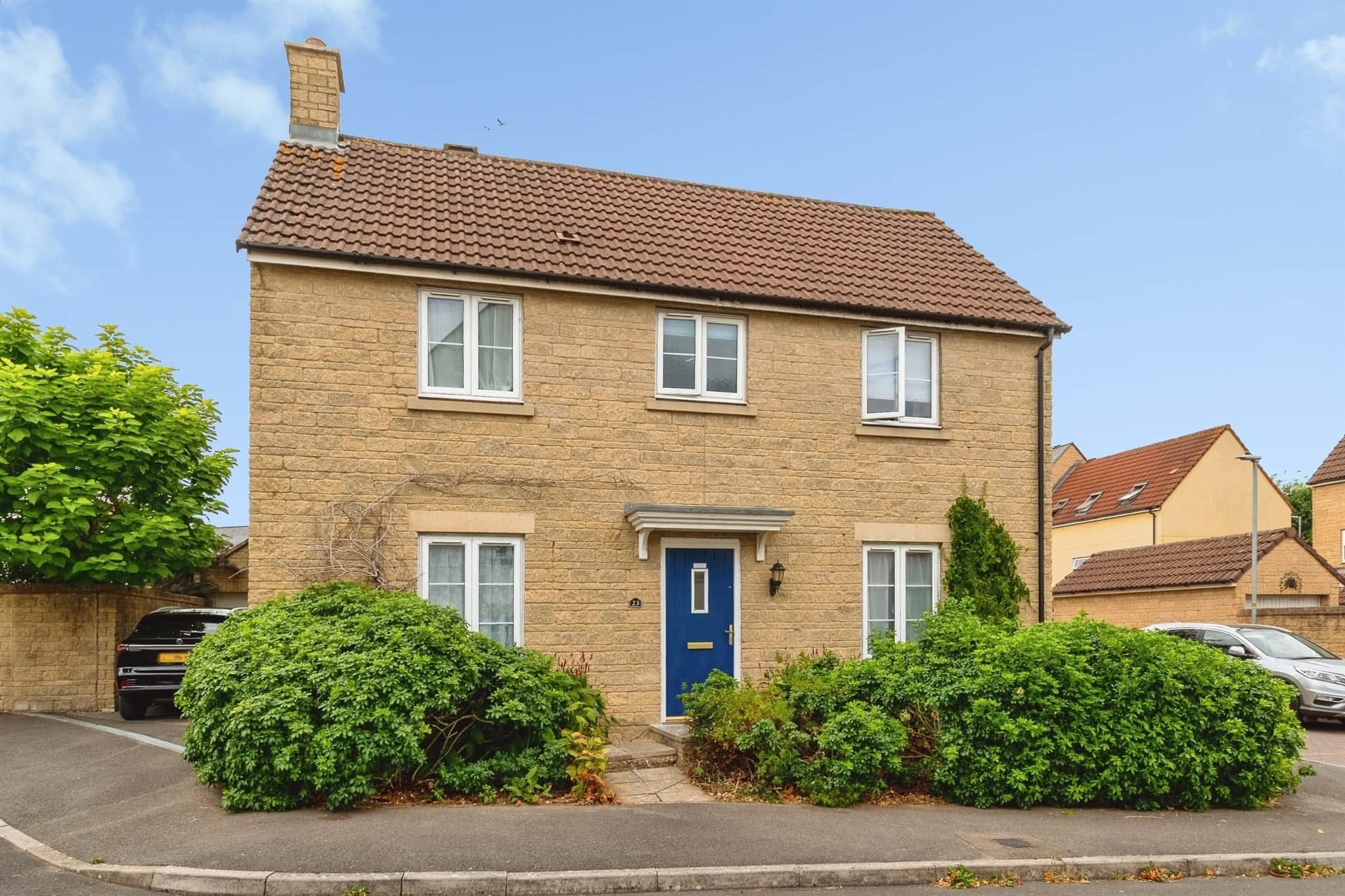 Property photo 0