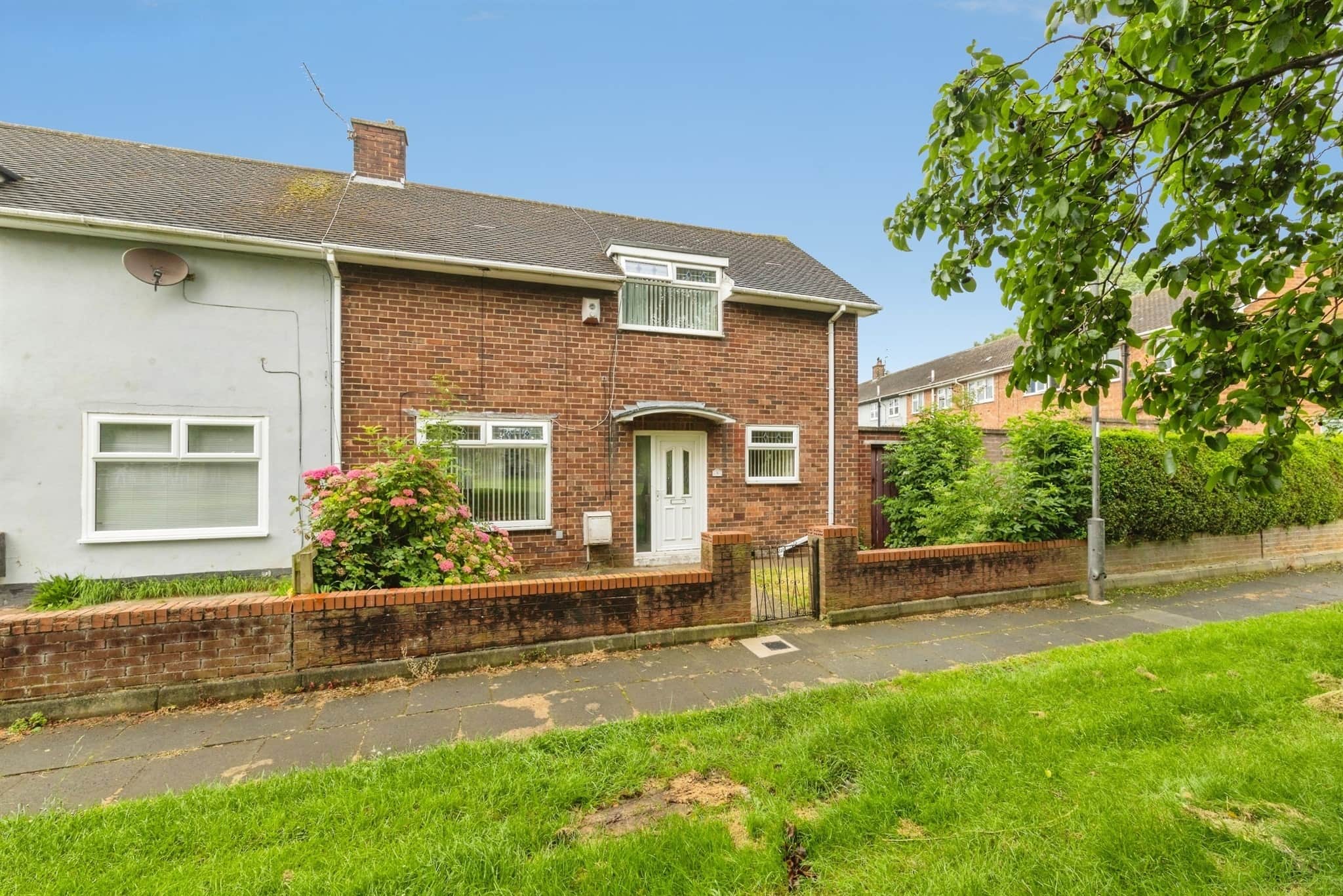 Property photo 0