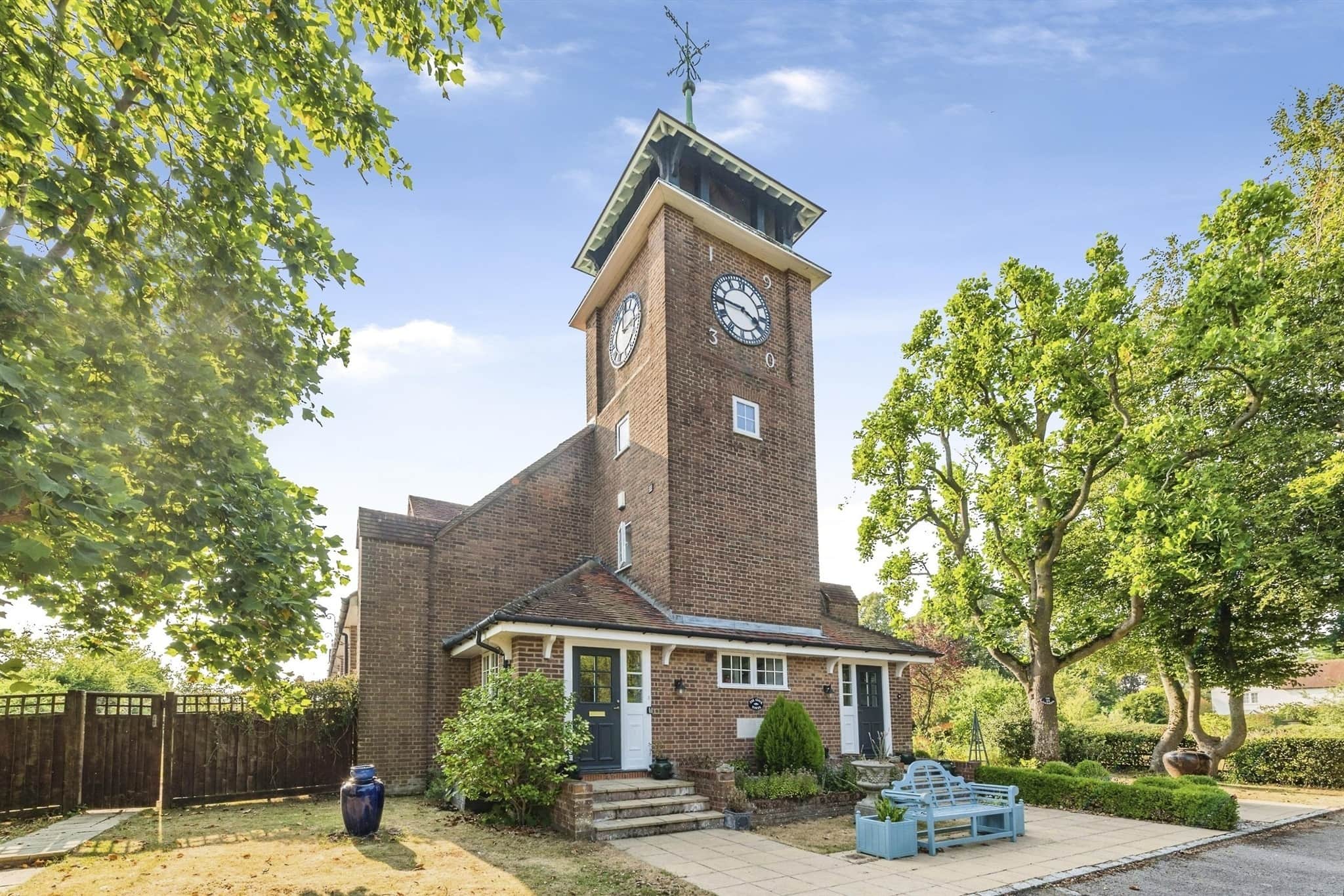 Property photo 0