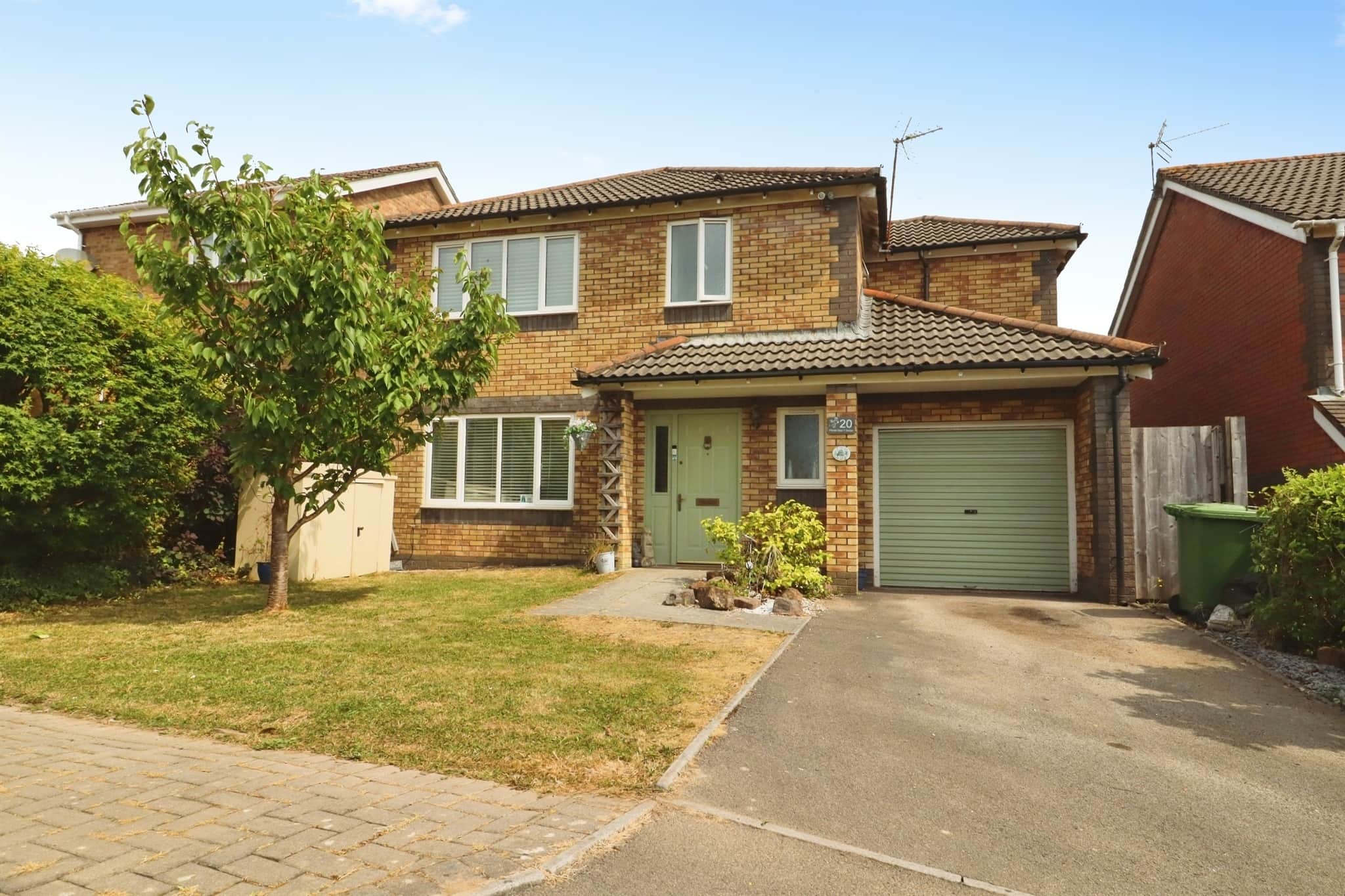 Property photo 0