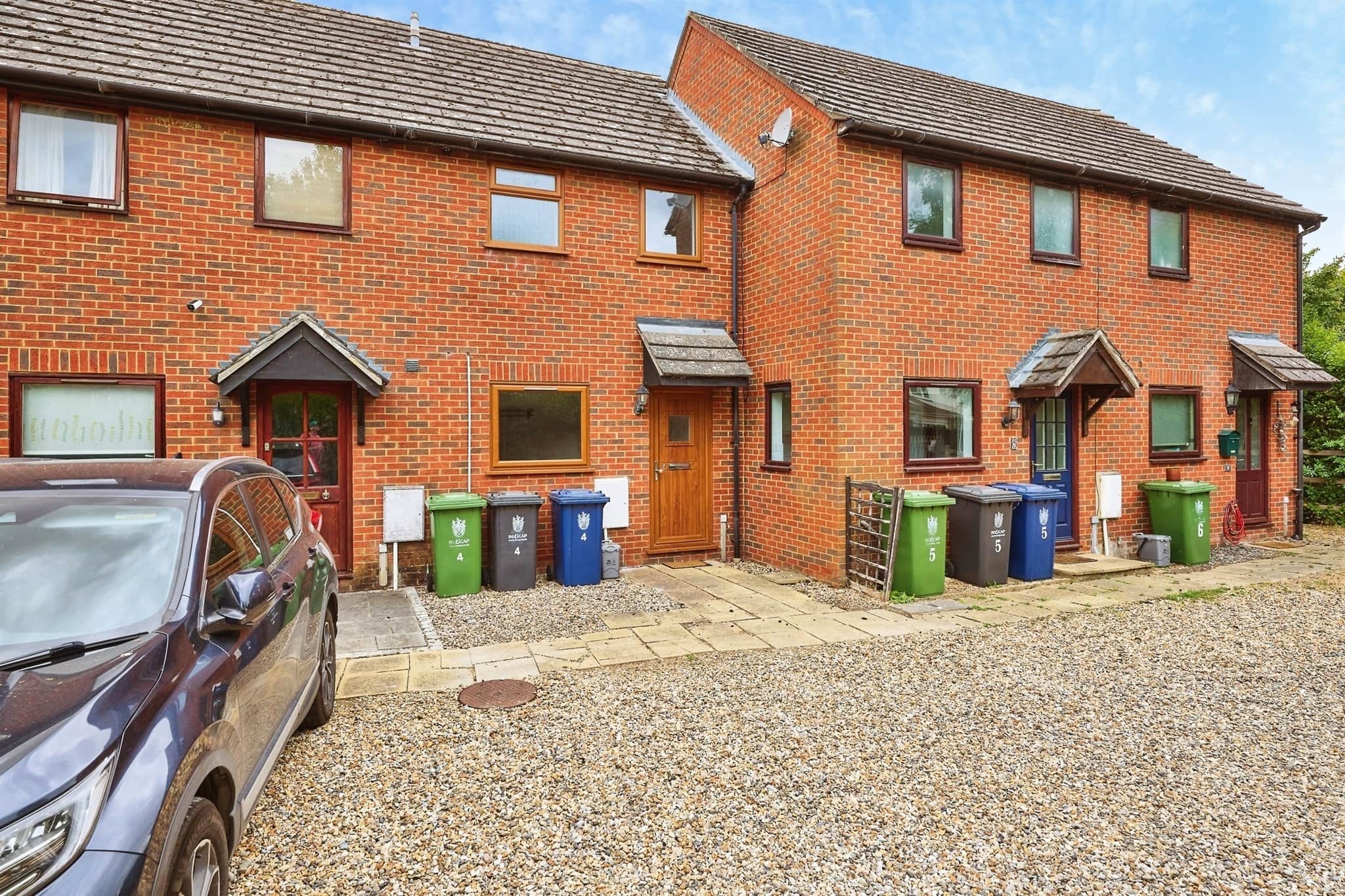 Property photo 0