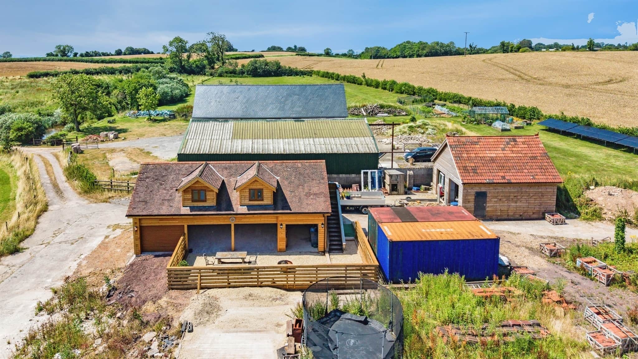 Property photo 0