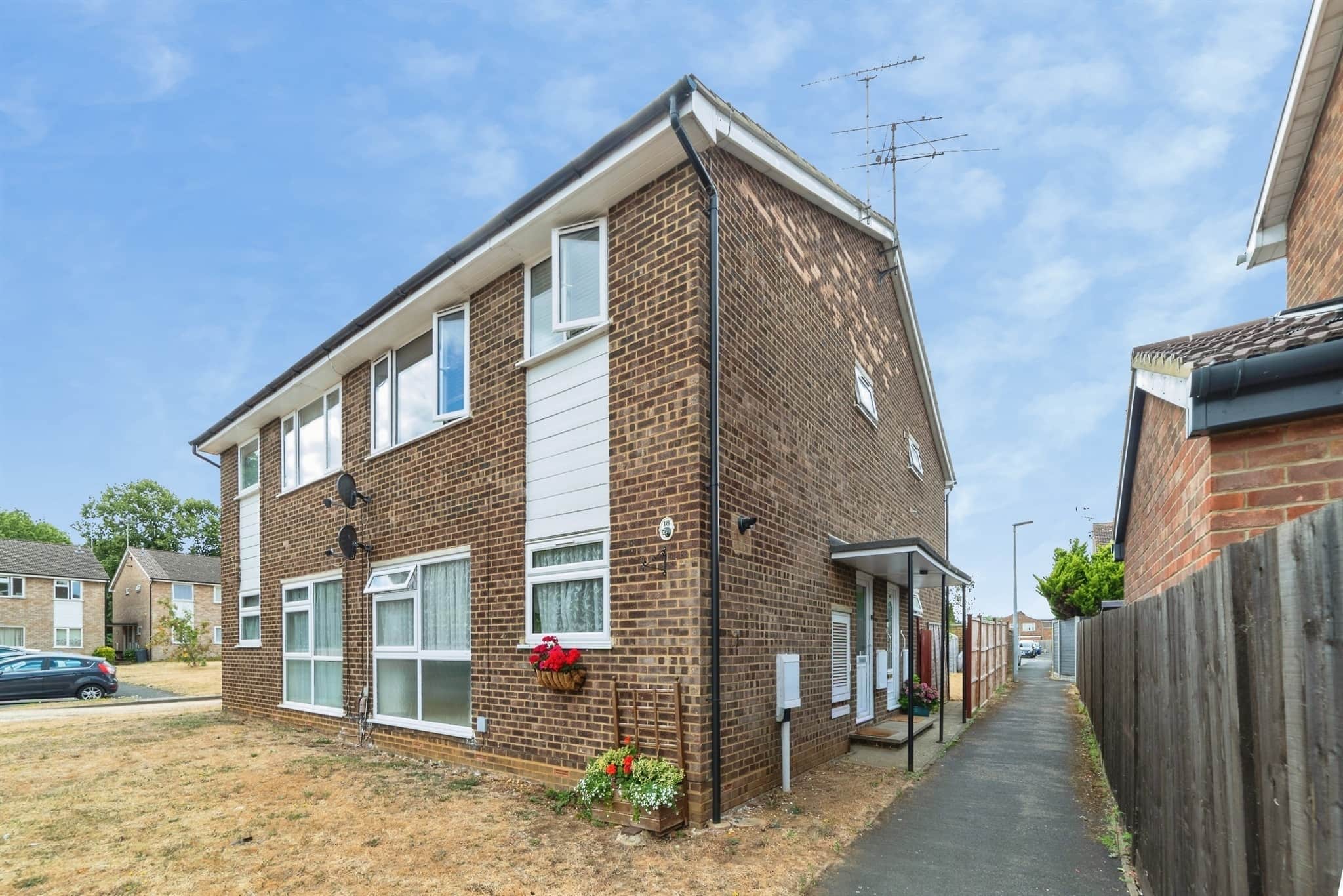 Property photo 0