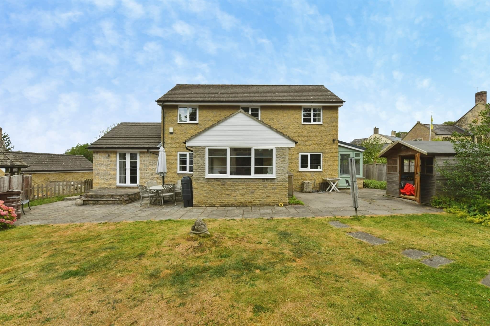 Property photo 0