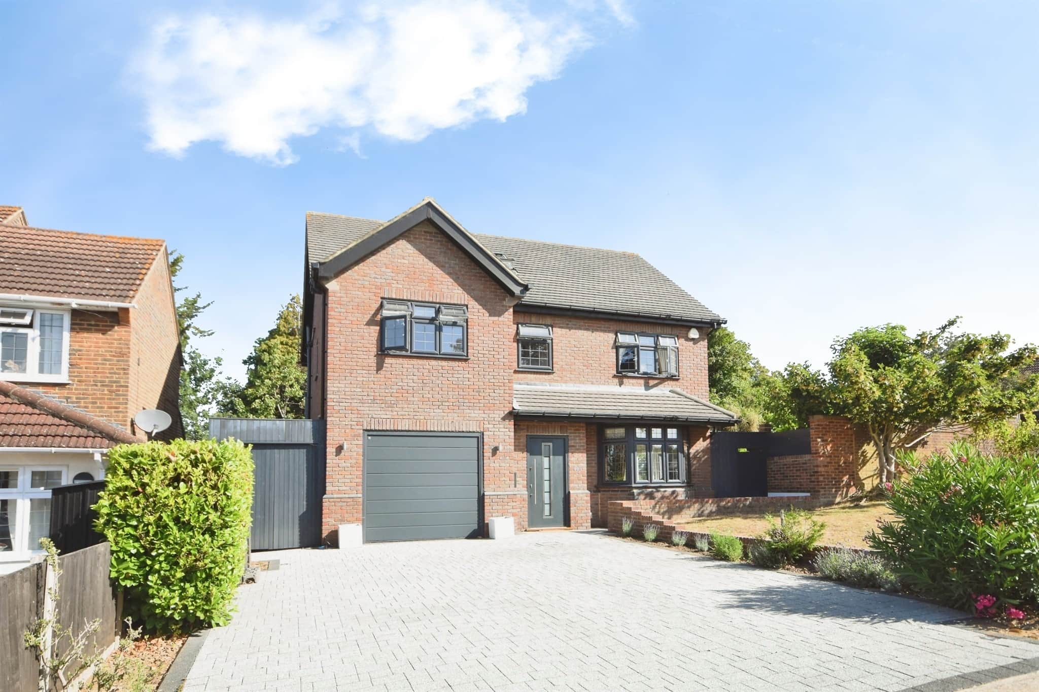 Property photo 0