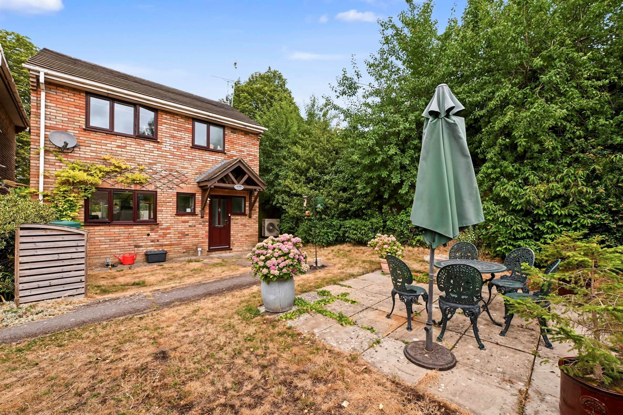Property photo 0