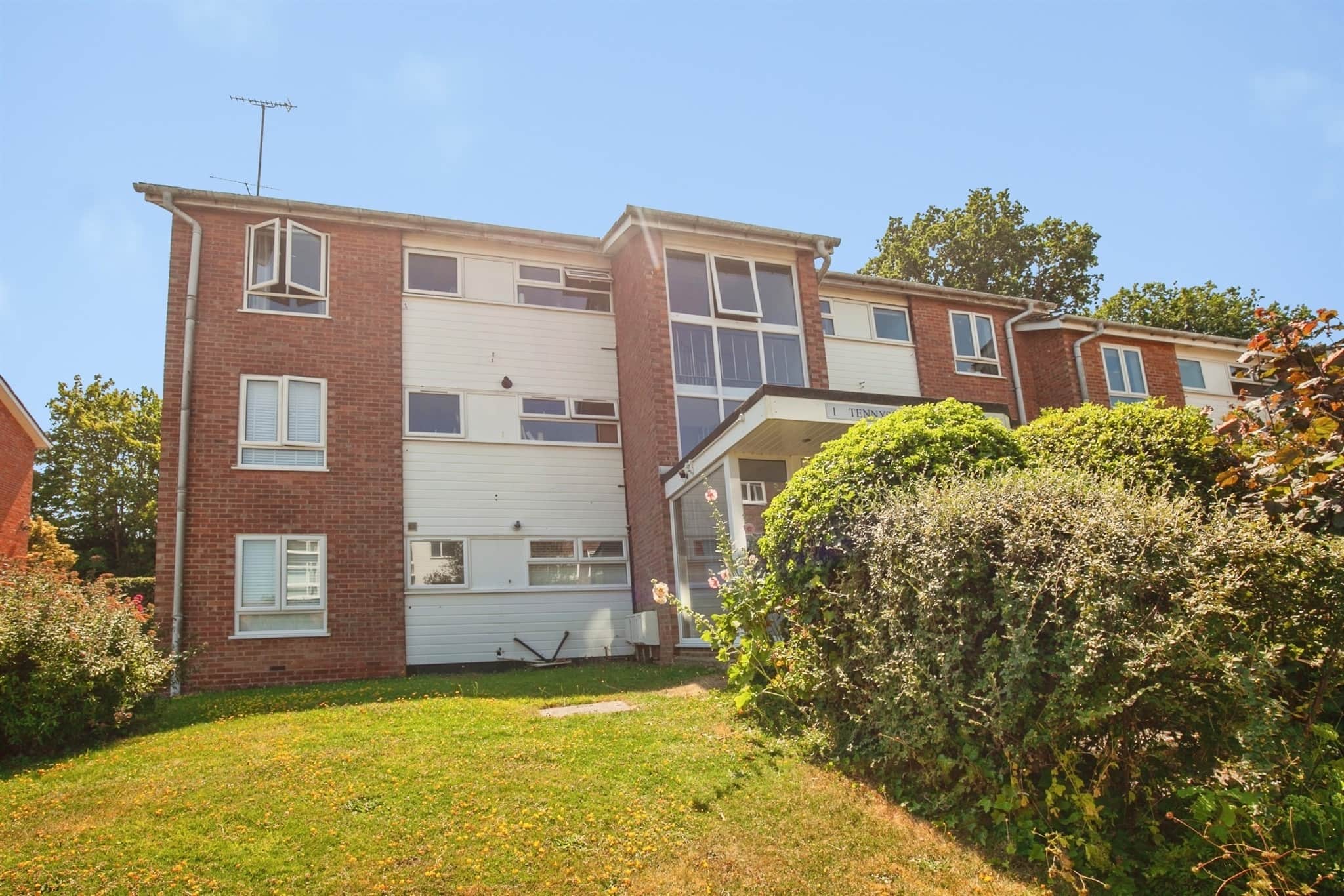 Property photo 0