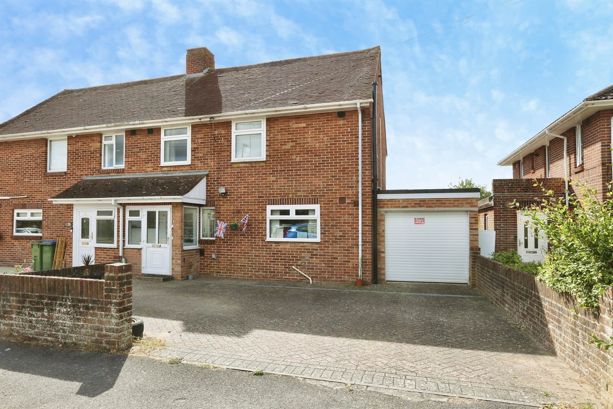 Property photo 0