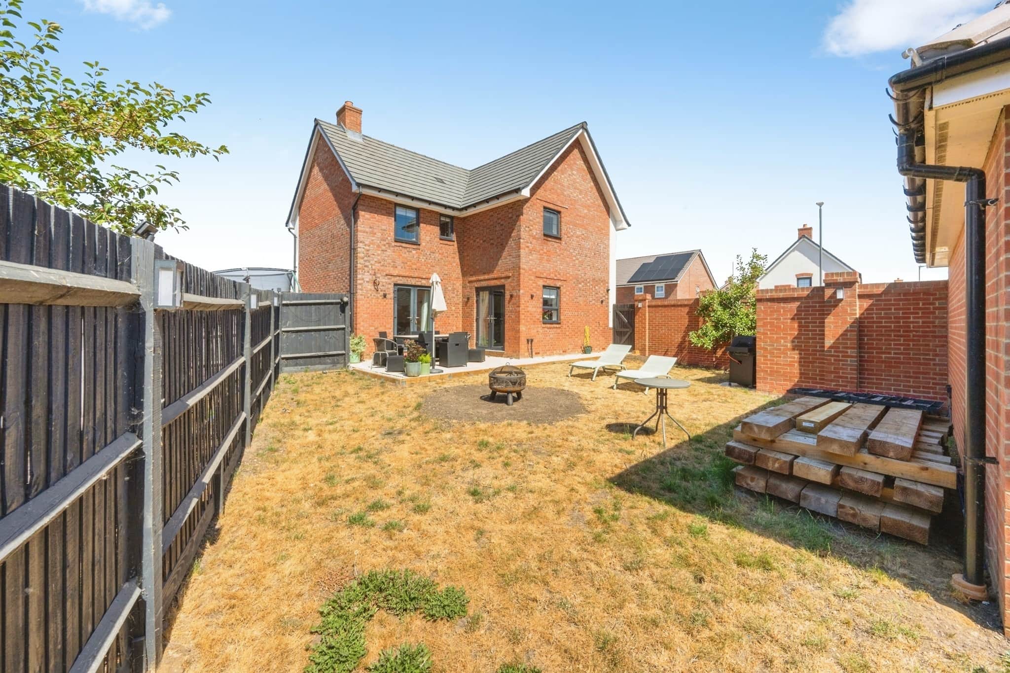 Property photo 0