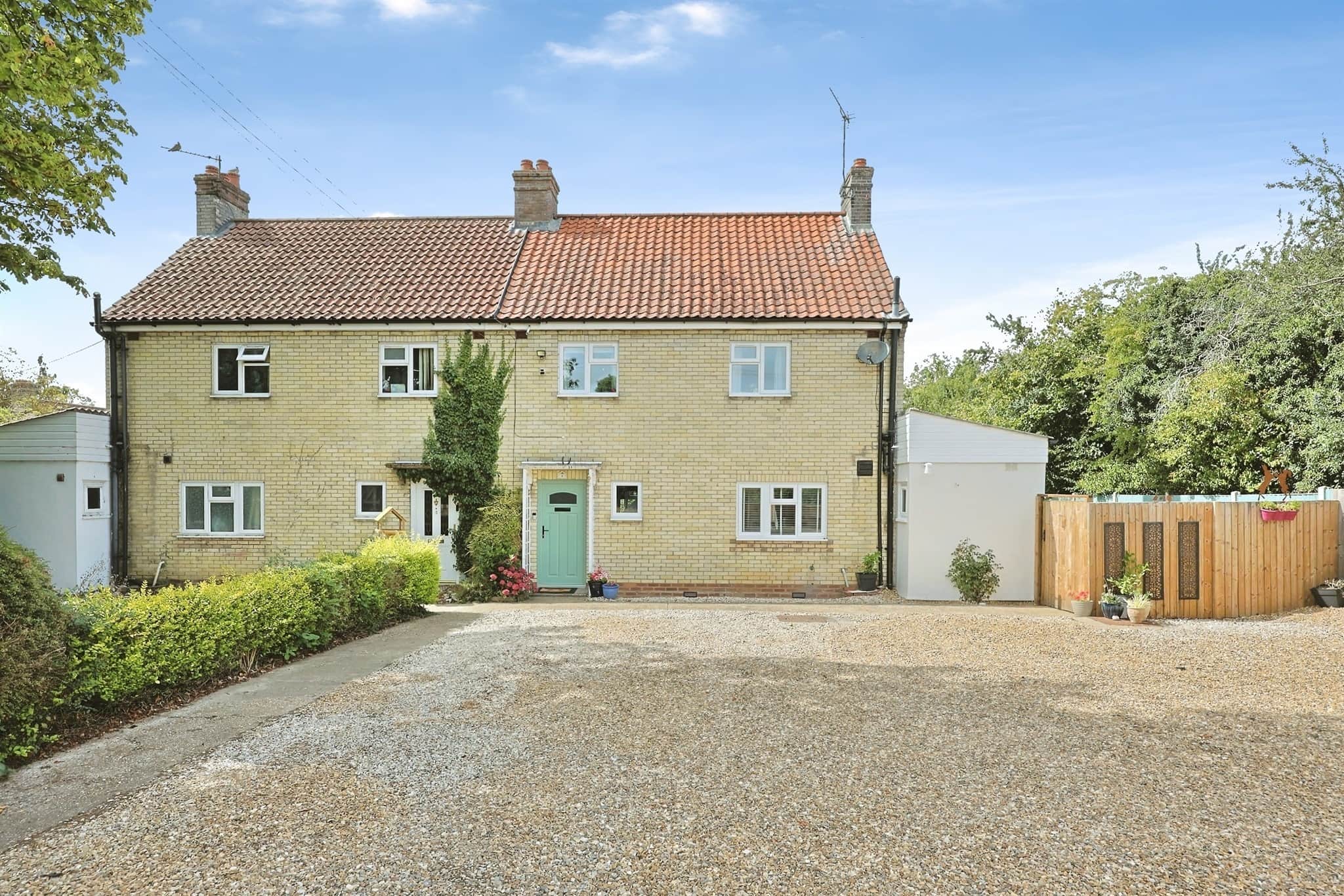 Property photo 0