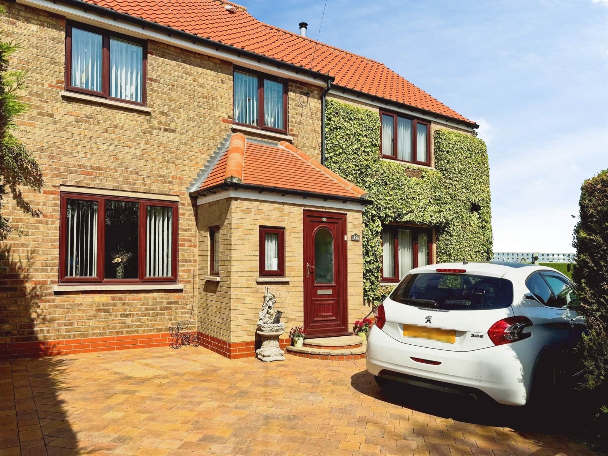 Property photo 0