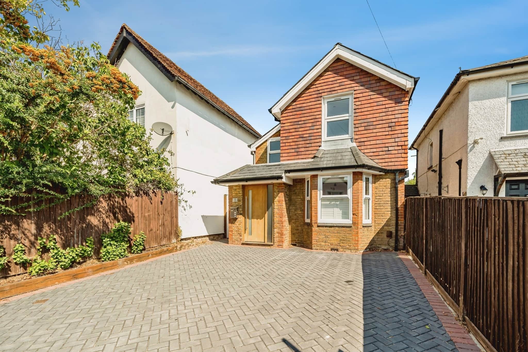 Property photo 0