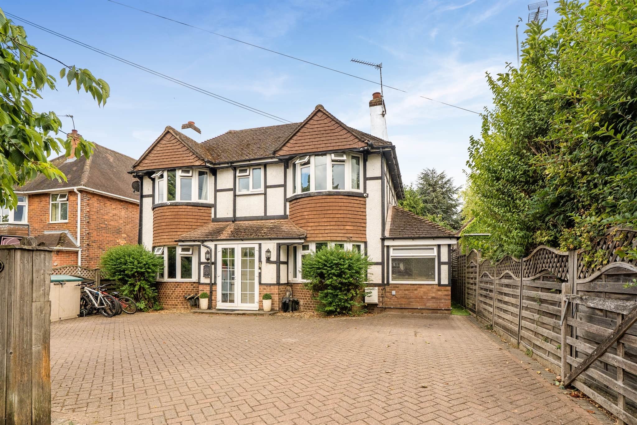 Property photo 0