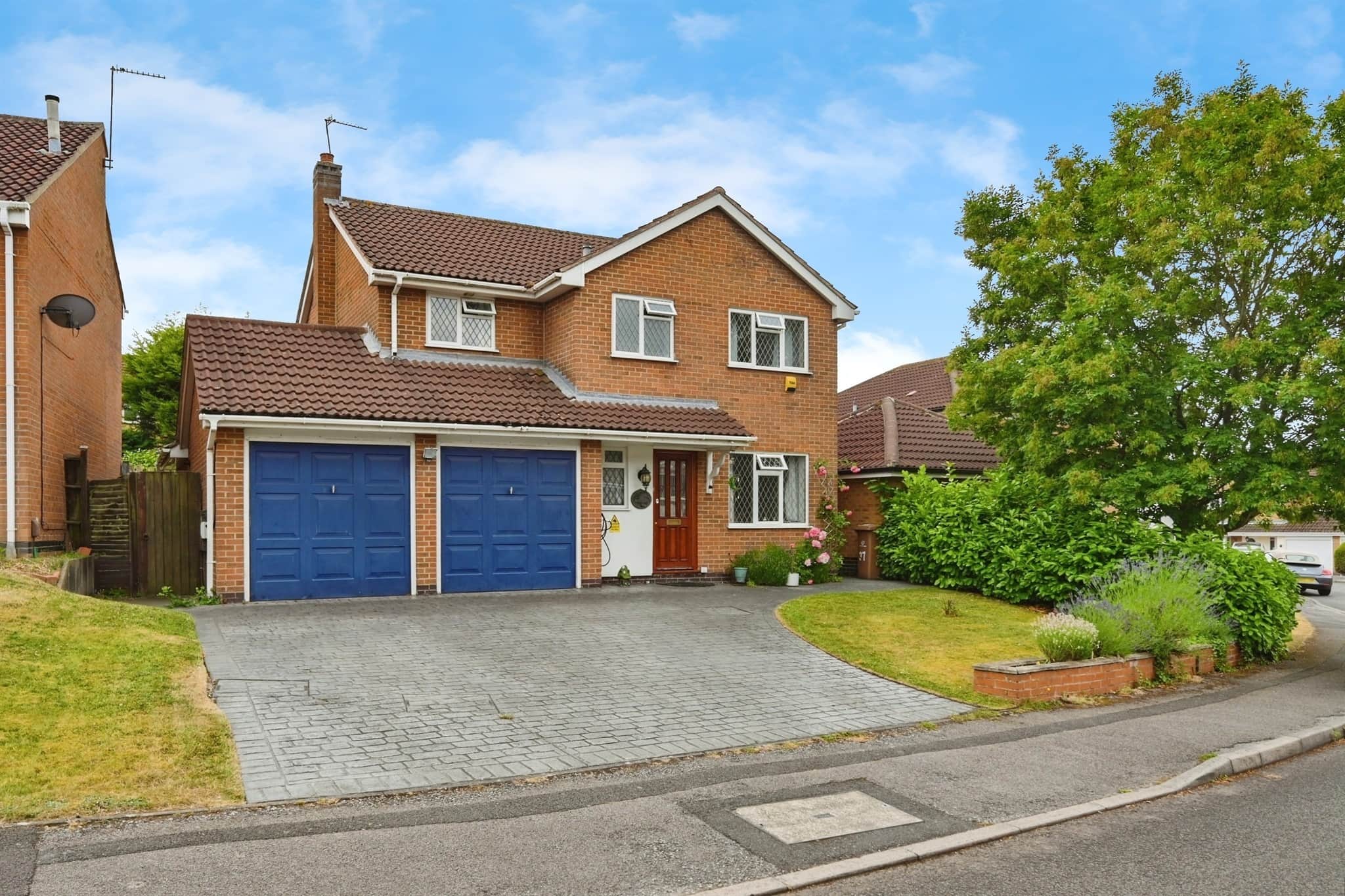 Property photo 0