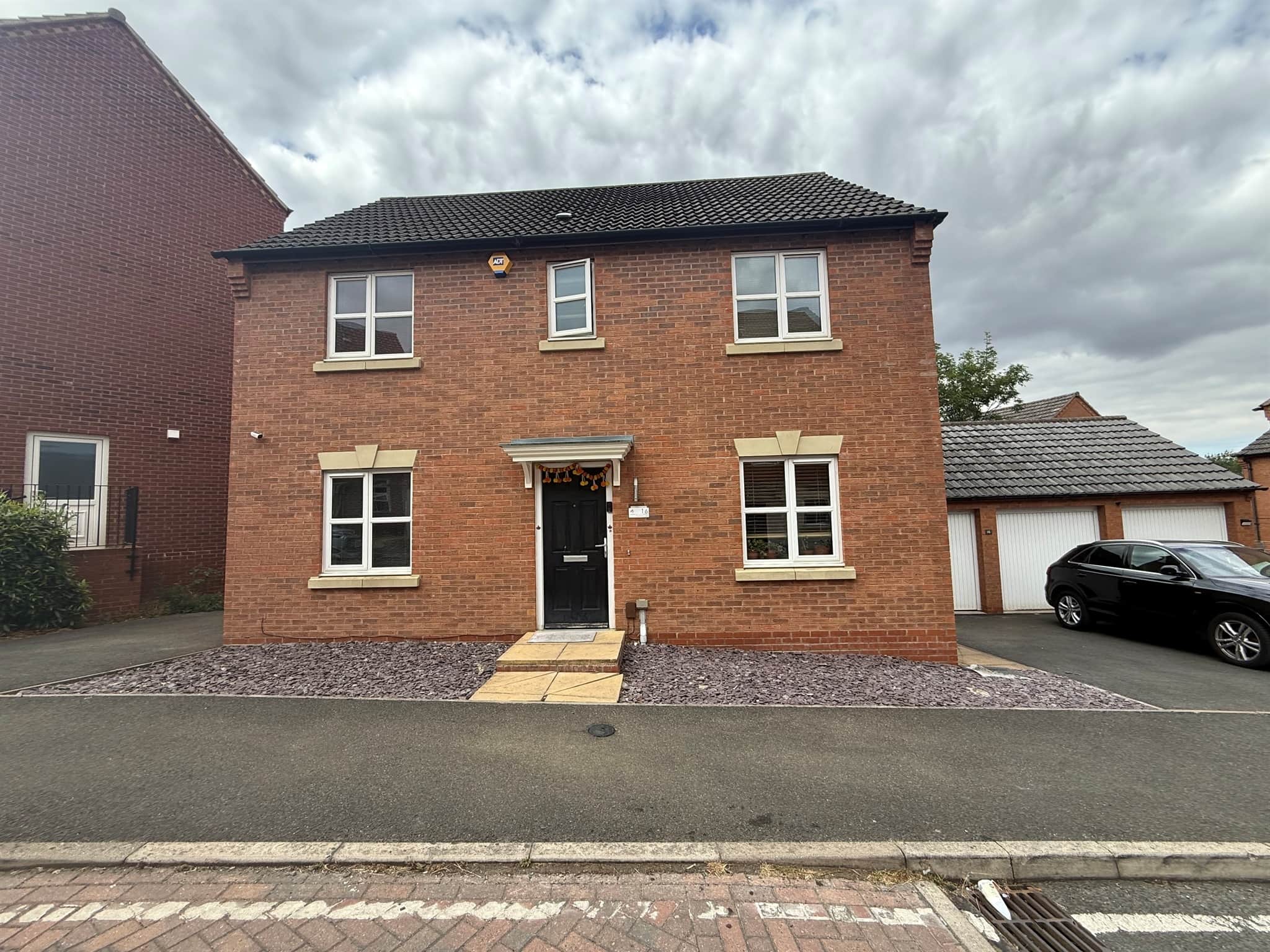 Property photo 0