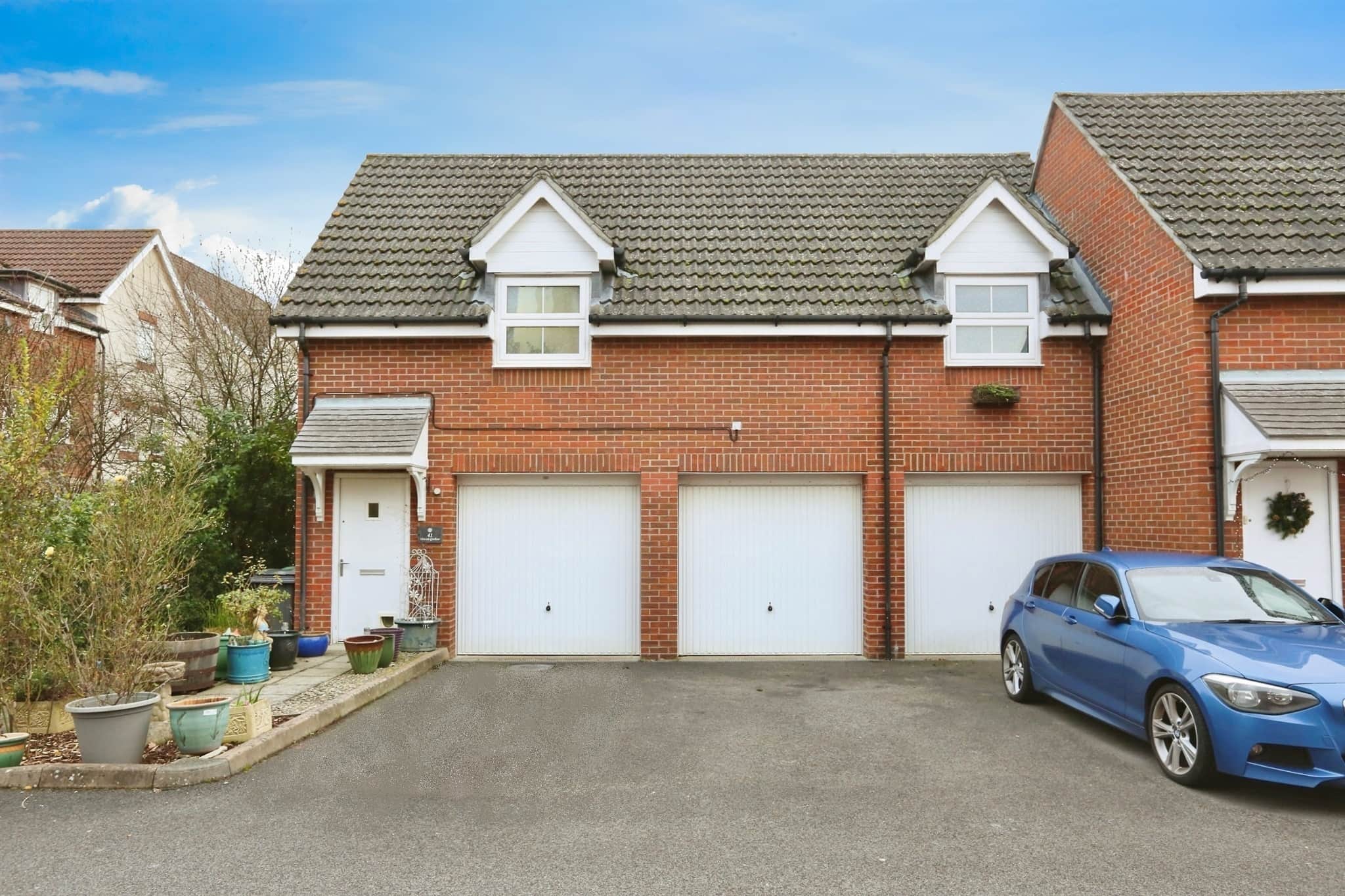 Property photo 0