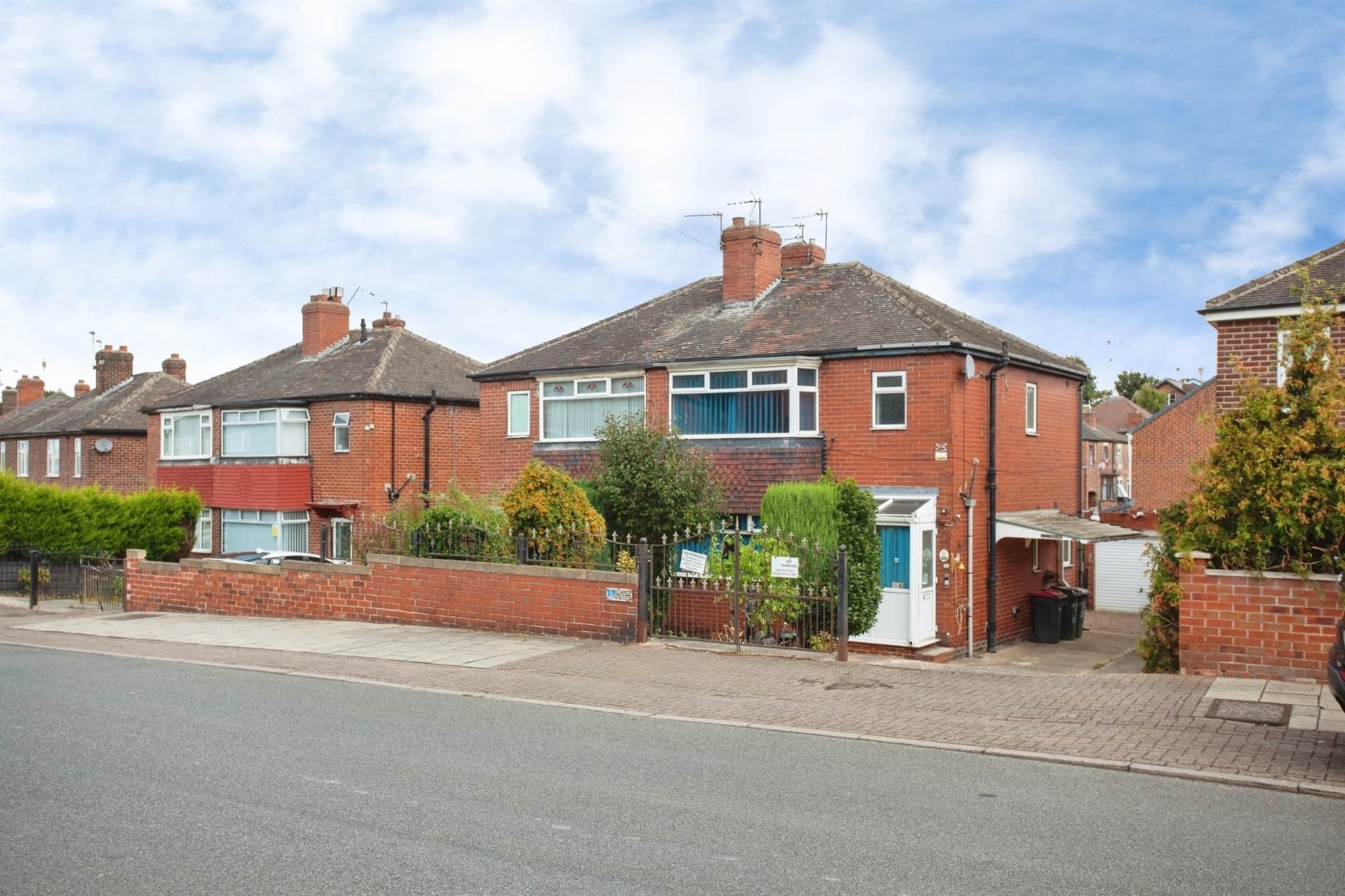 Property photo 0
