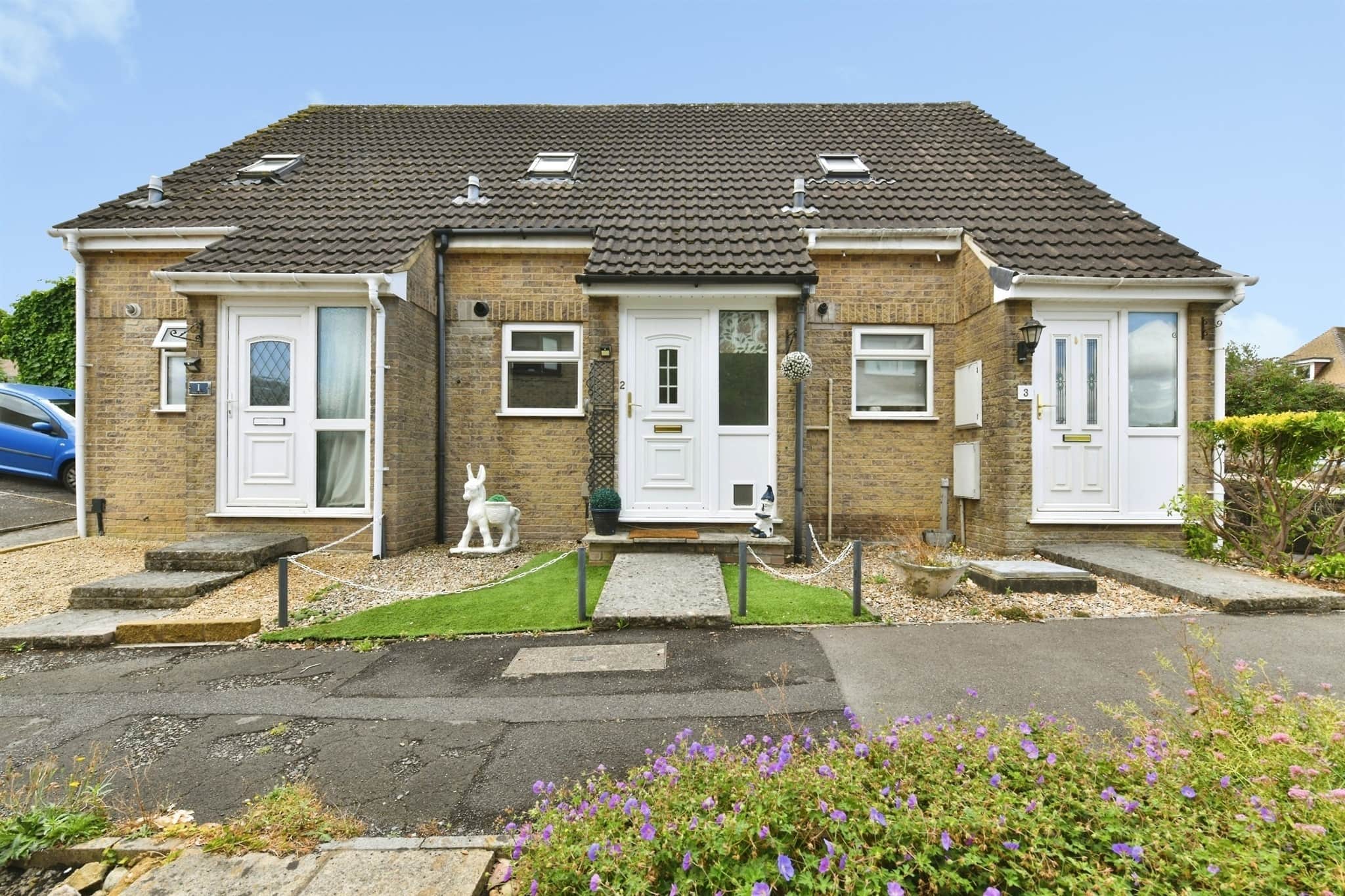 Property photo 0