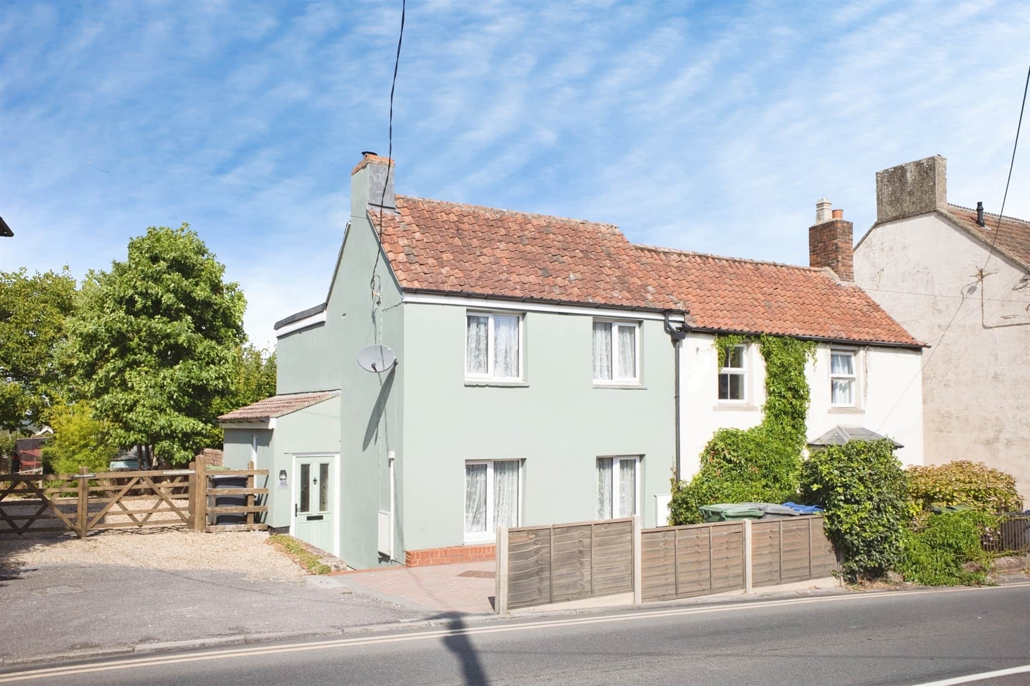 Property photo 0
