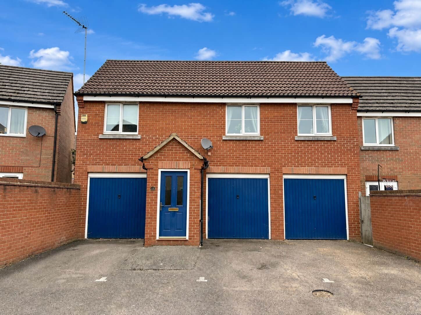 Property photo 0