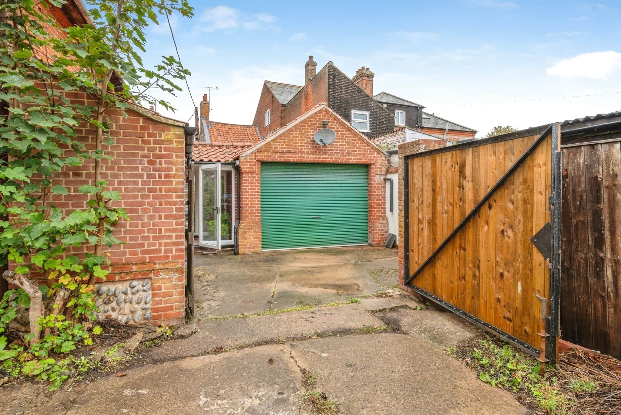Property photo 28