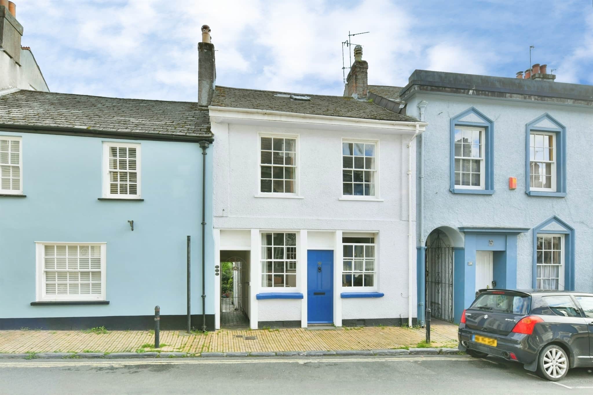 Property photo 0