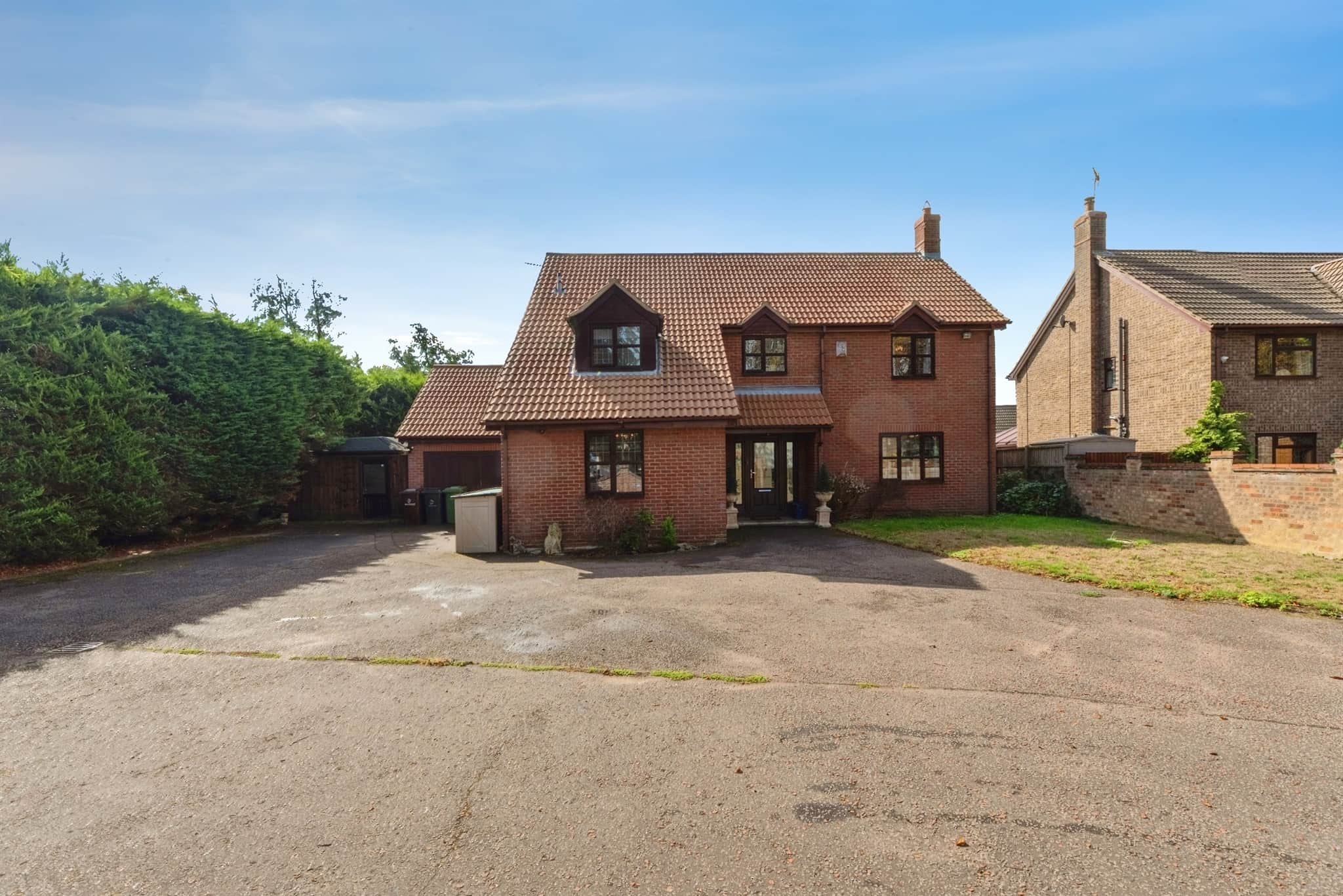 Property photo 0