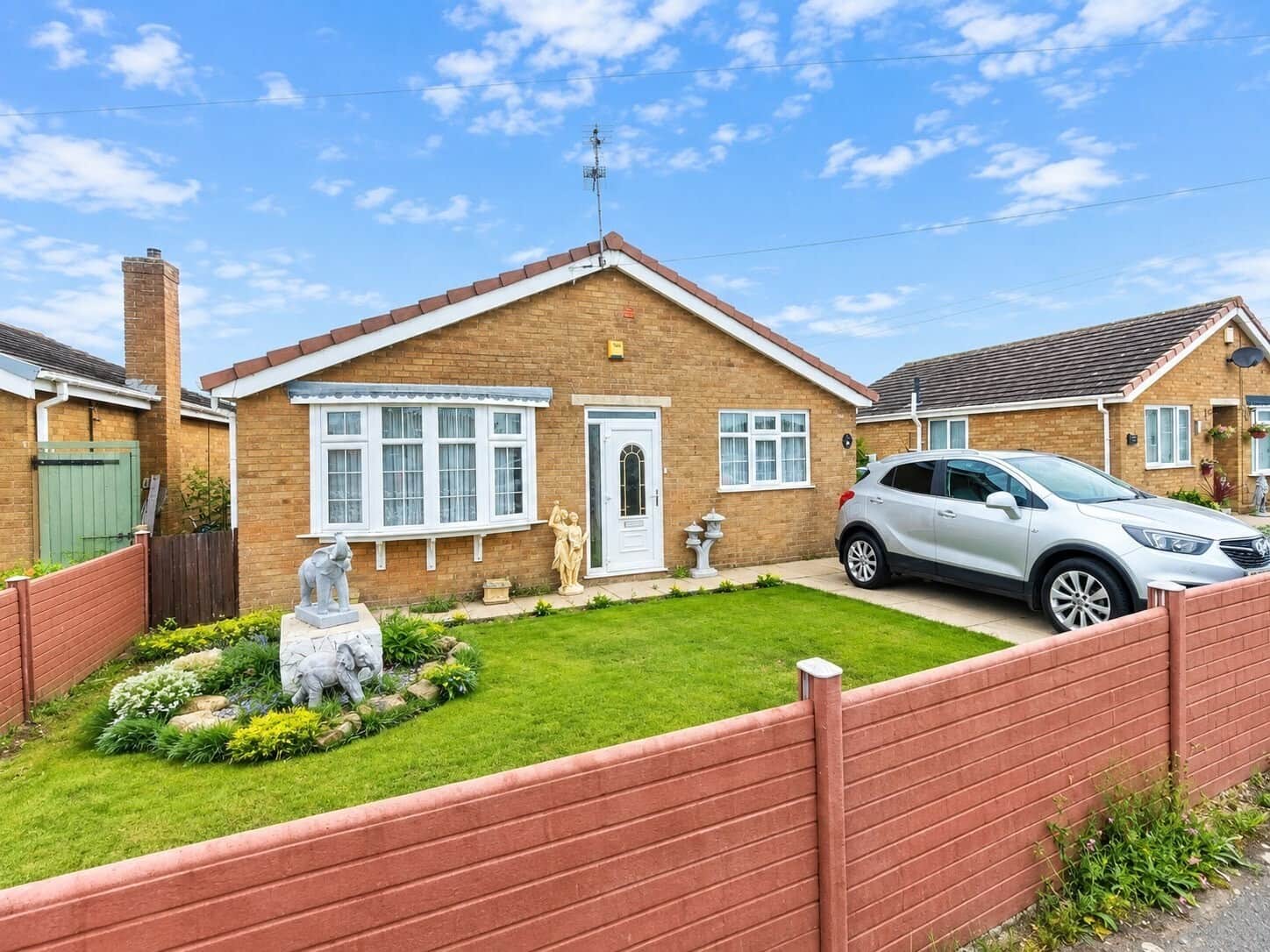 Property photo 0