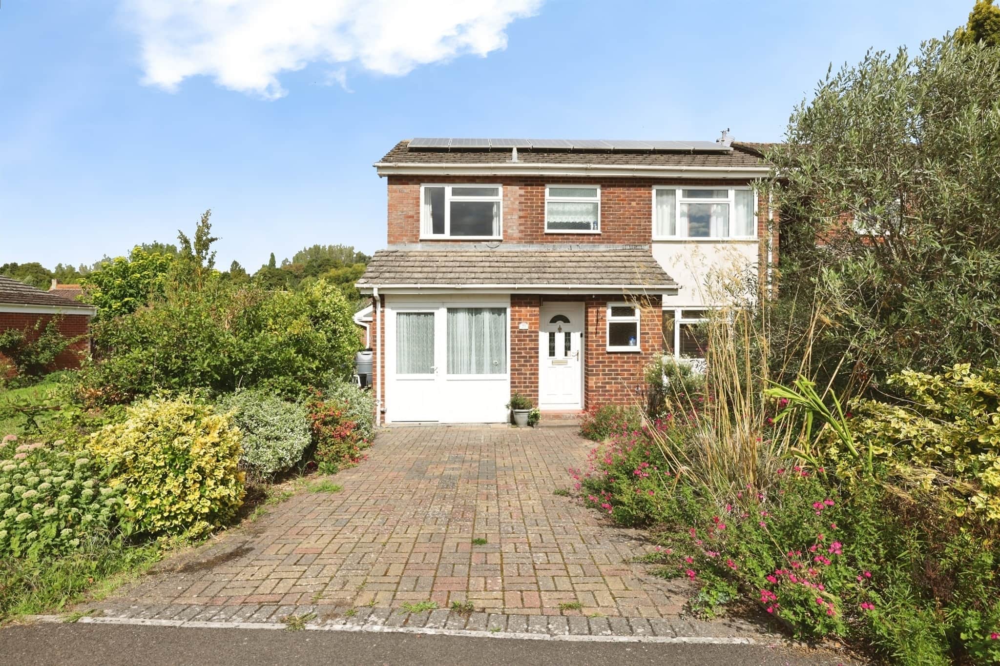 Property photo 0