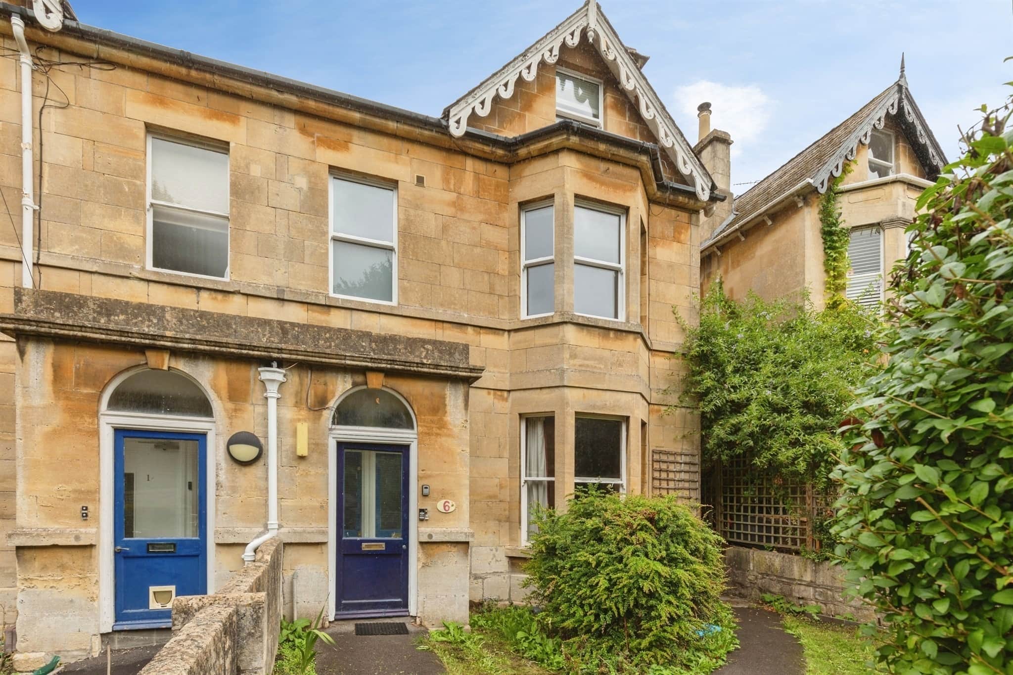 Property photo 0