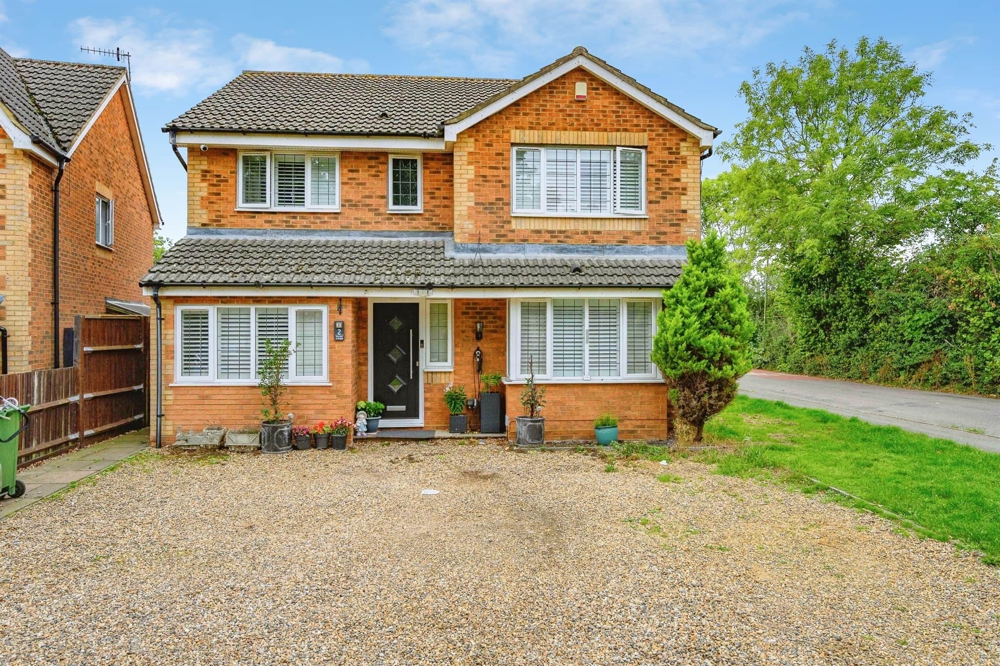 Property photo 0