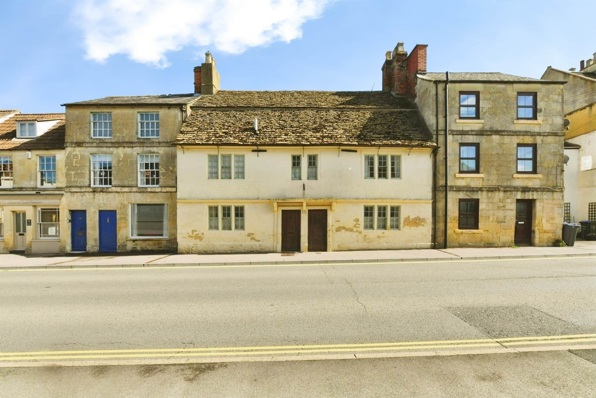 Property photo 0