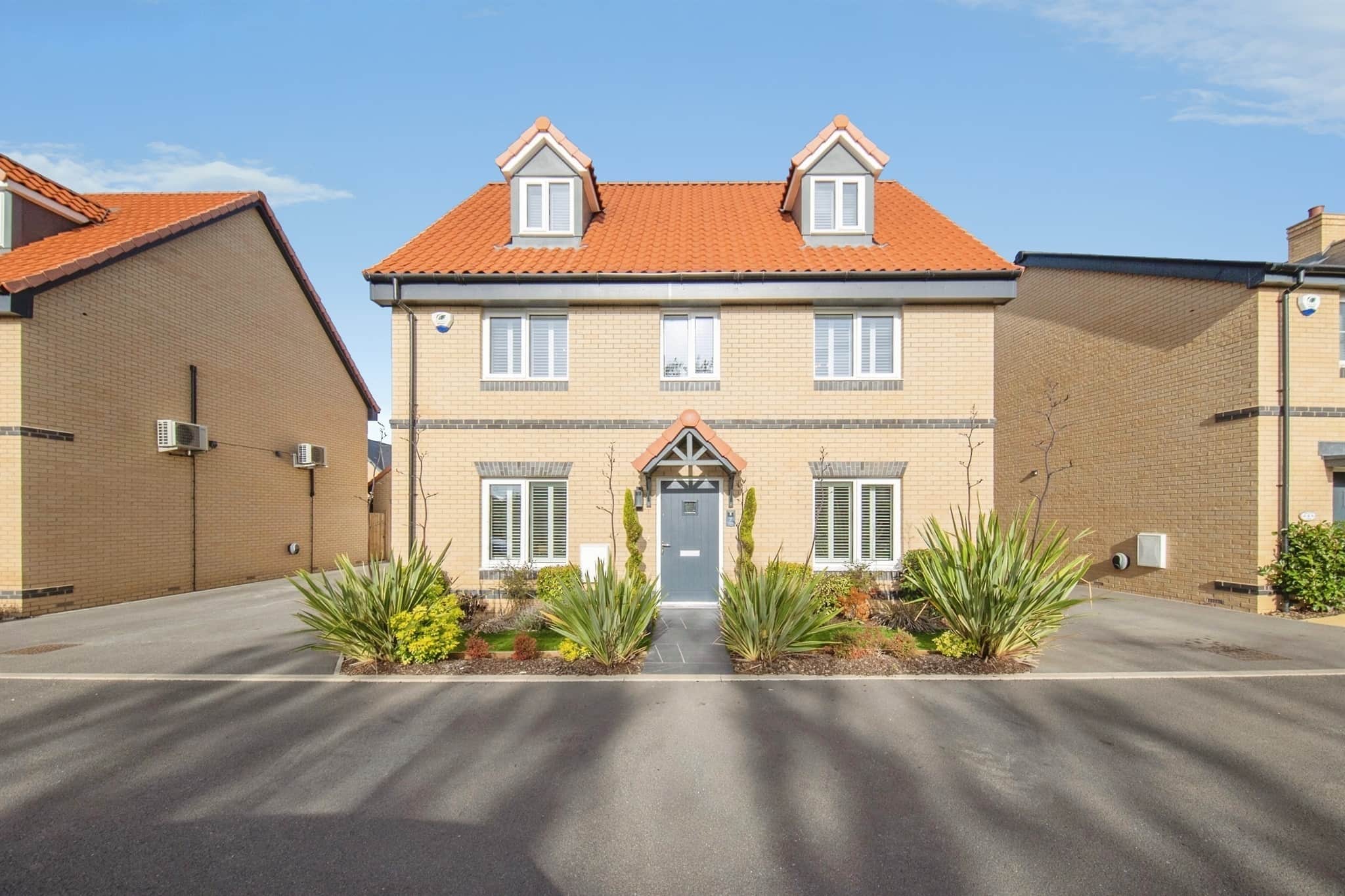 Property photo 0
