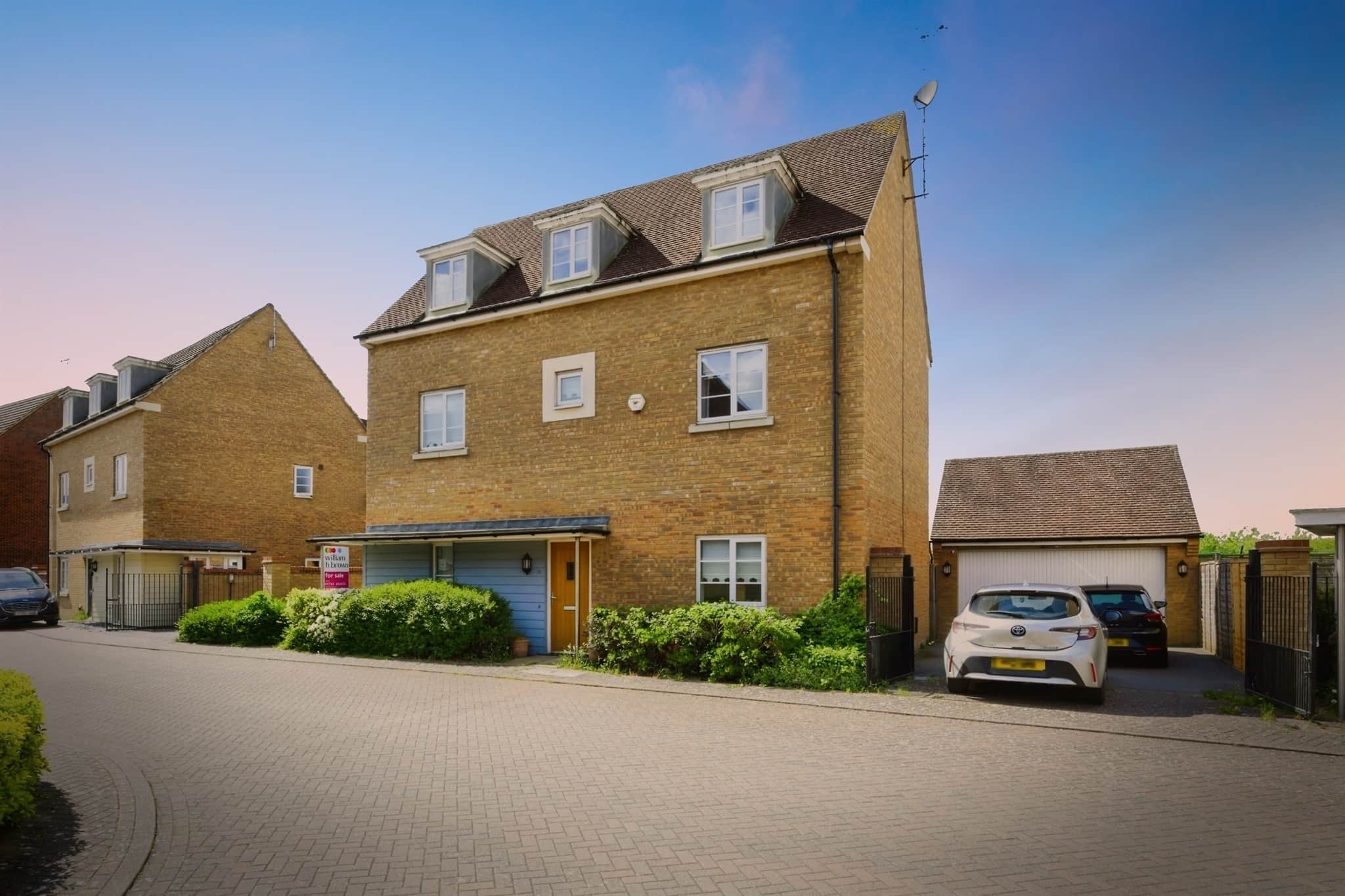 Property photo 0