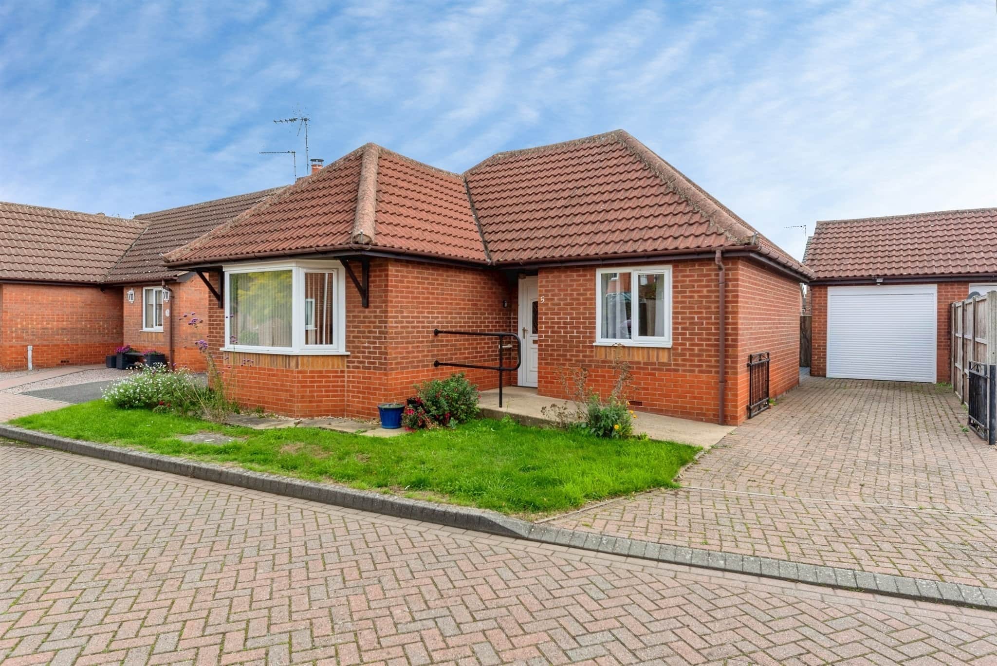 Property photo 0