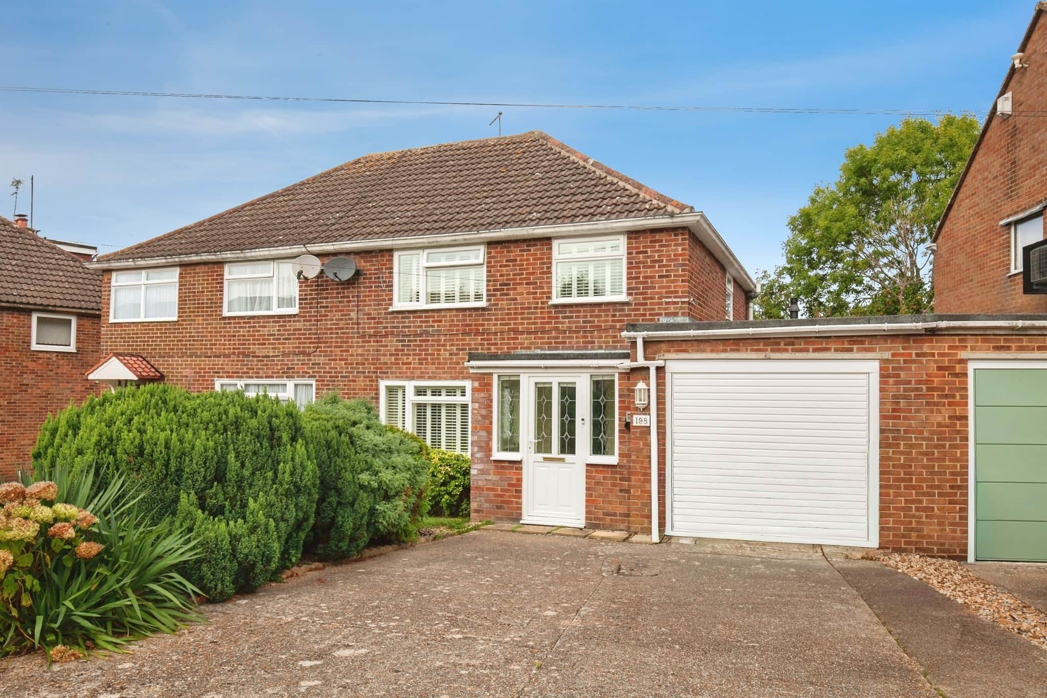 Property photo 0