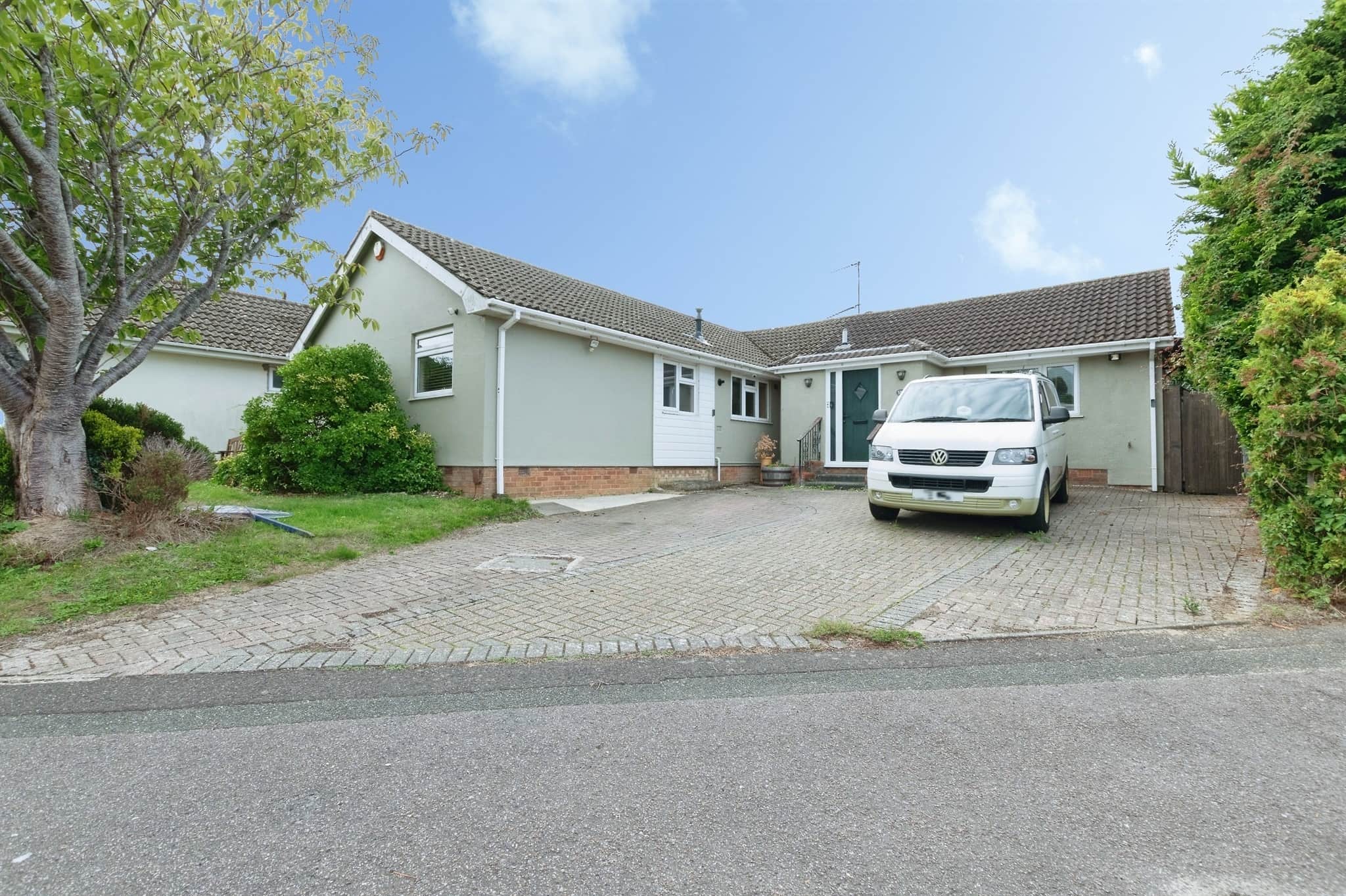 Property photo 0