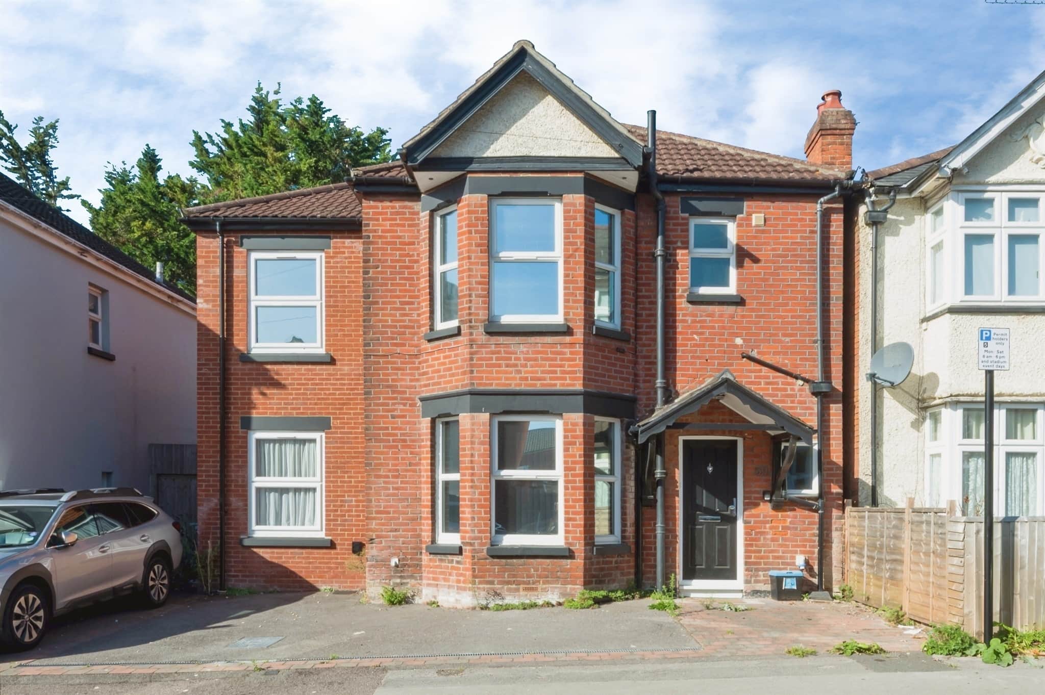 Property photo 0