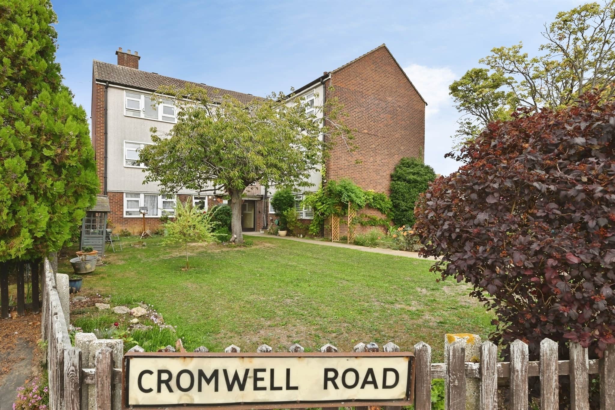 Property photo 0