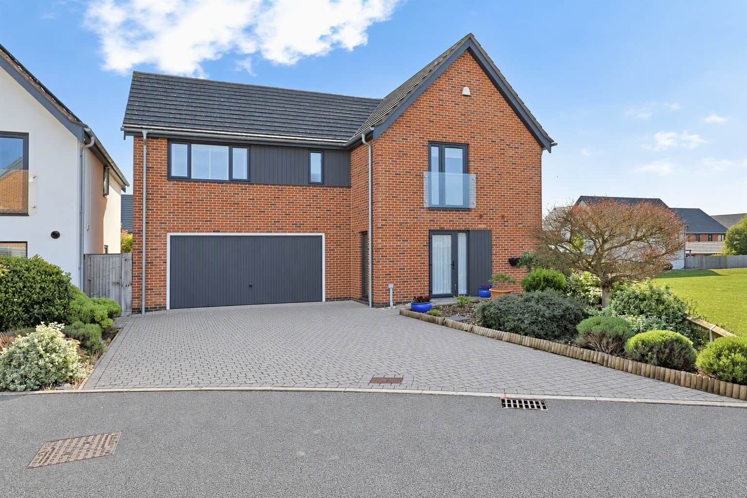 Property photo 0
